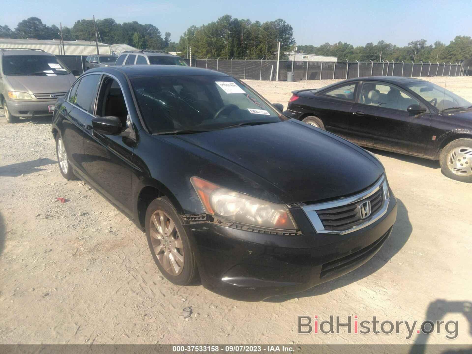 Photo 1HGCP2F76AA011817 - HONDA ACCORD SDN 2010