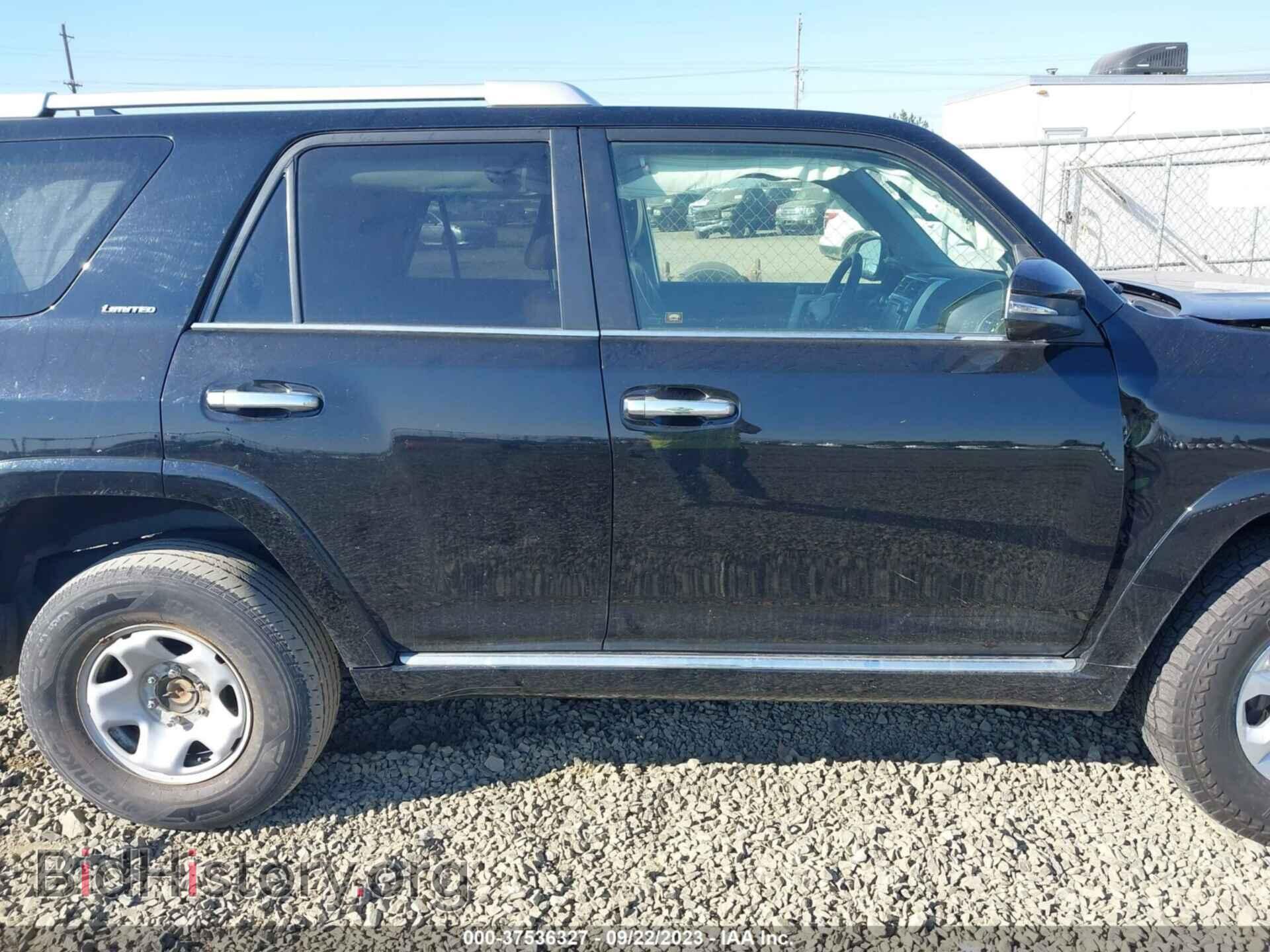 2018 TOYOTA 4RUNNER - VIN: JTEBU5JR2J5543406 - Фото 13