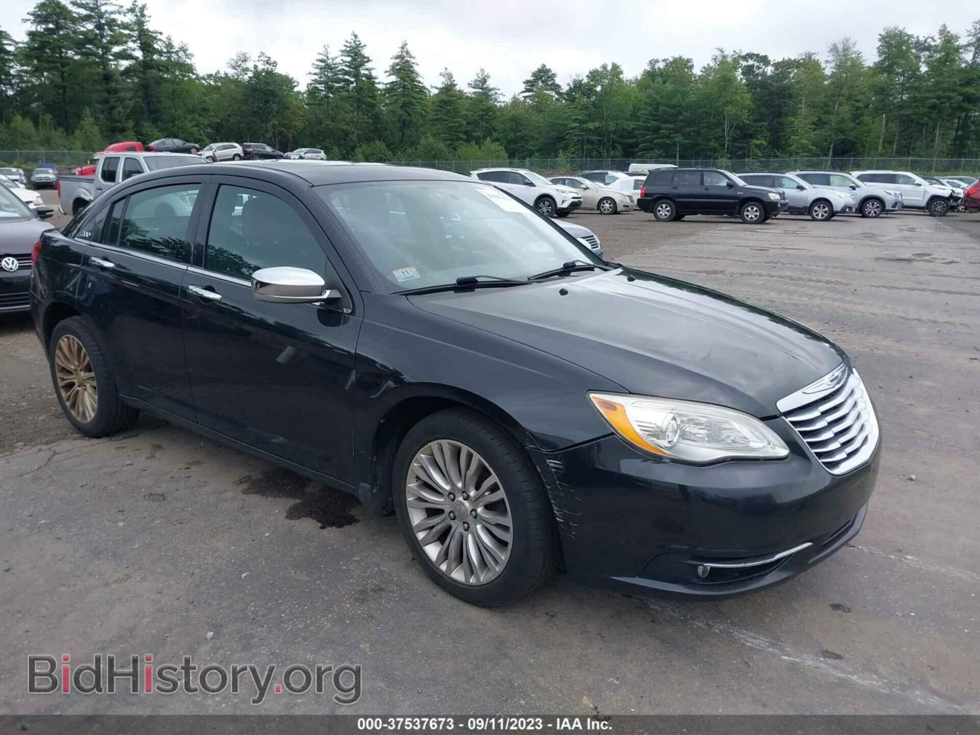 Photo 1C3BC2FG2BN504351 - CHRYSLER 200 2011