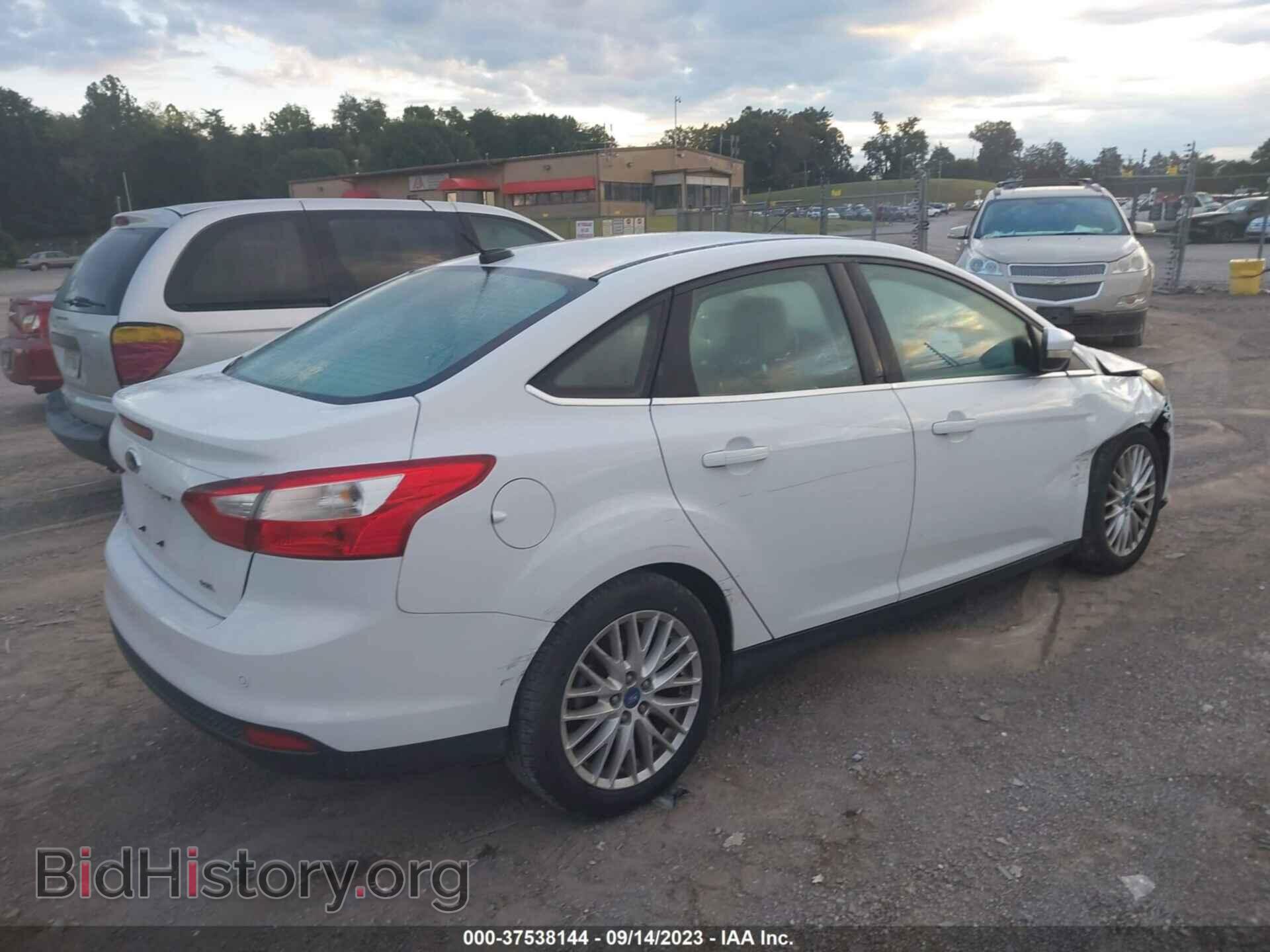 2012 FORD FOCUS - VIN: 1FAHP3H21CL162332 - Photo 4