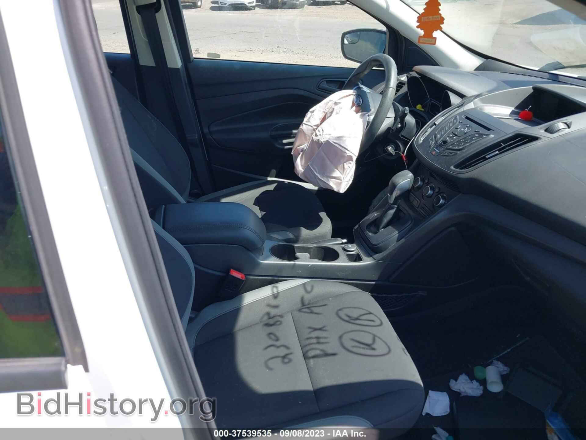 2016 FORD ESCAPE - VIN: 1FMCU0F70GUB53255 - Фото 5