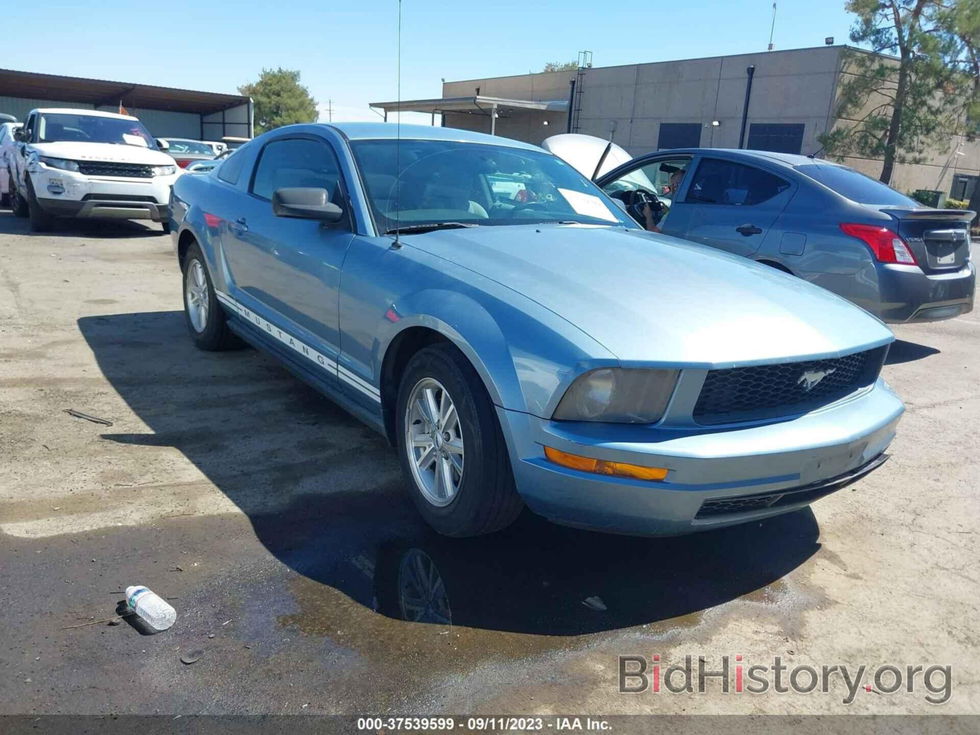 Photo 1ZVFT80N765227299 - FORD MUSTANG 2006
