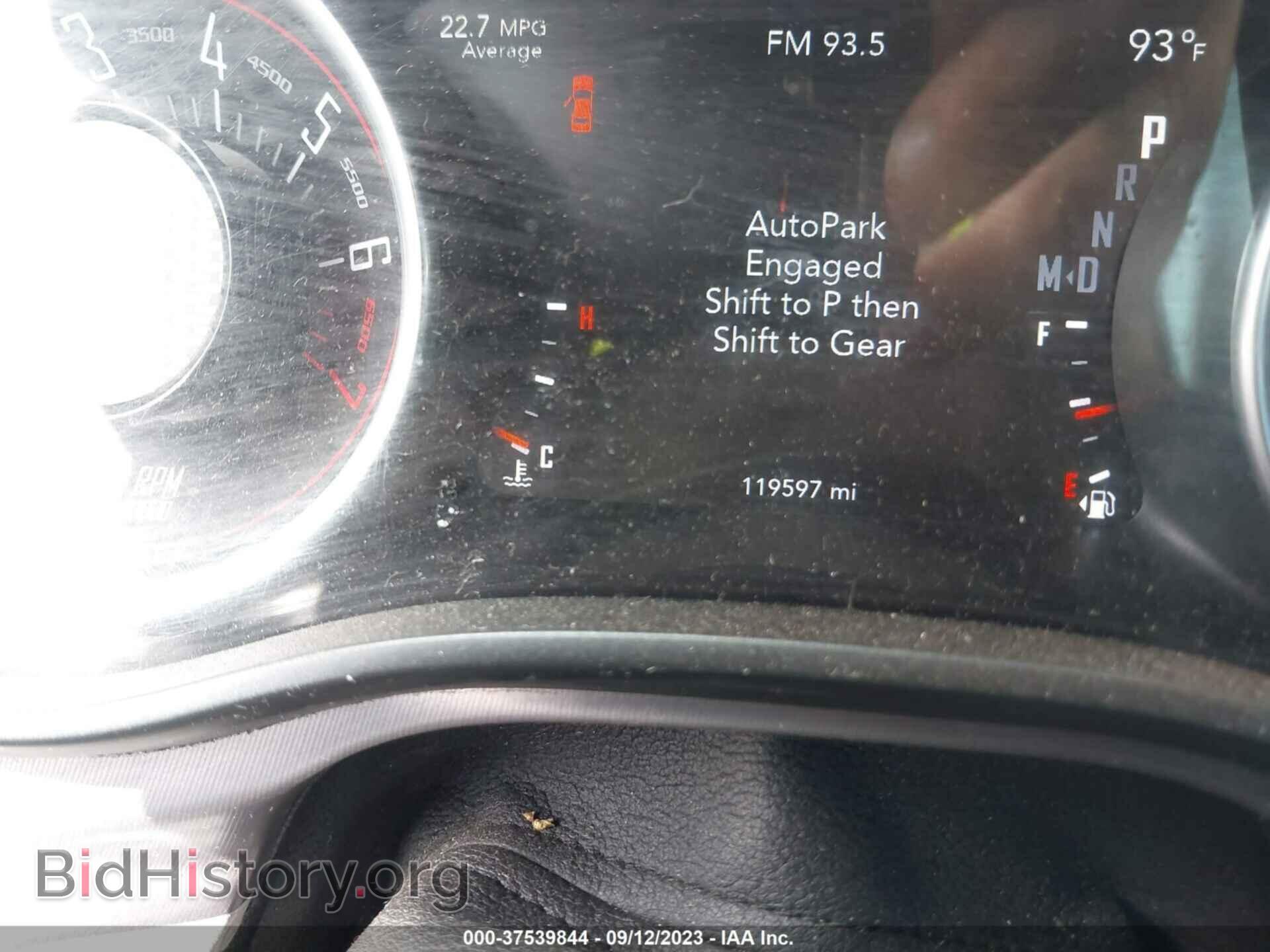 2019 DODGE CHALLENGER - VIN: 2C3CDZAG3KH563564 - Фото 7