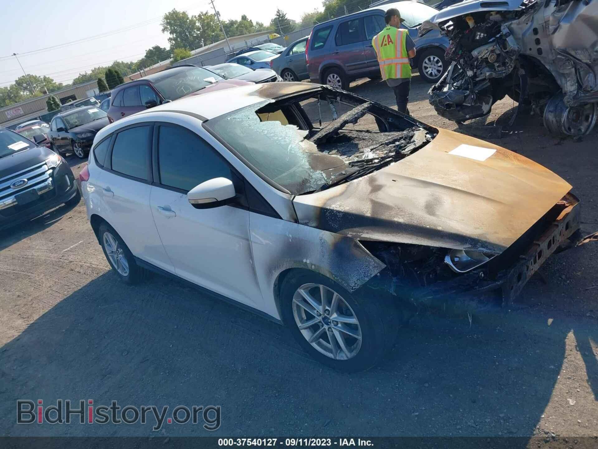 Фотография 1FADP3K22GL225970 - FORD FOCUS 2016