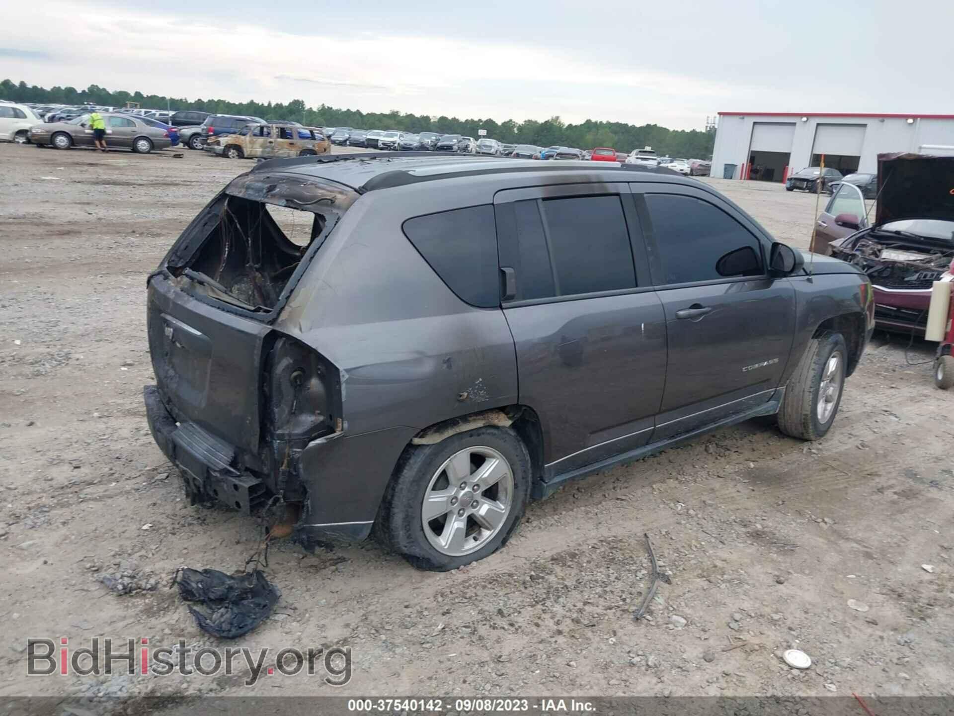2015 JEEP COMPASS - VIN: 1C4NJCBAXFD396918 - Photo 4
