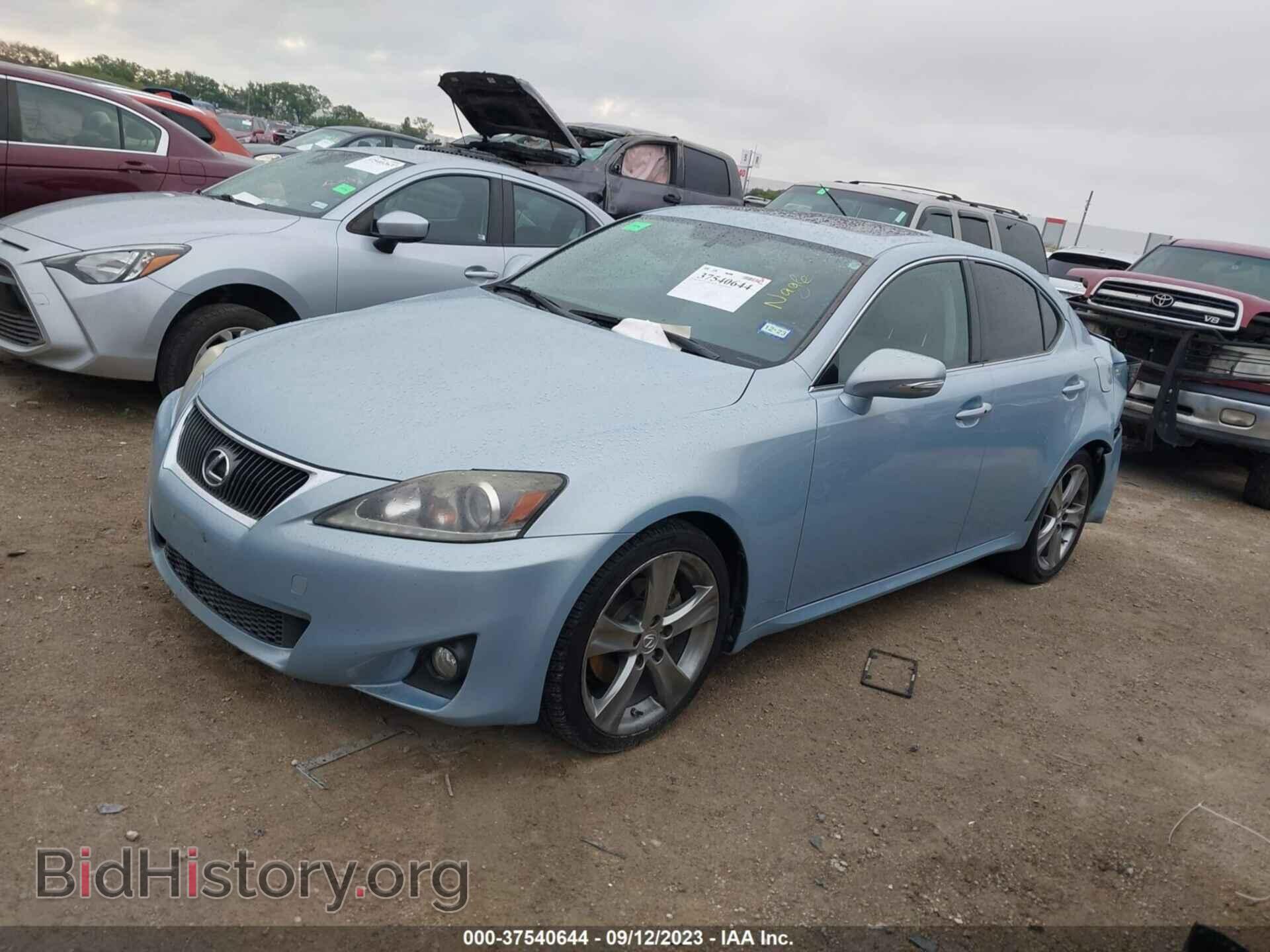 2011 LEXUS IS 250 - VIN: JTHBF5C23B5134507 - Фото 2