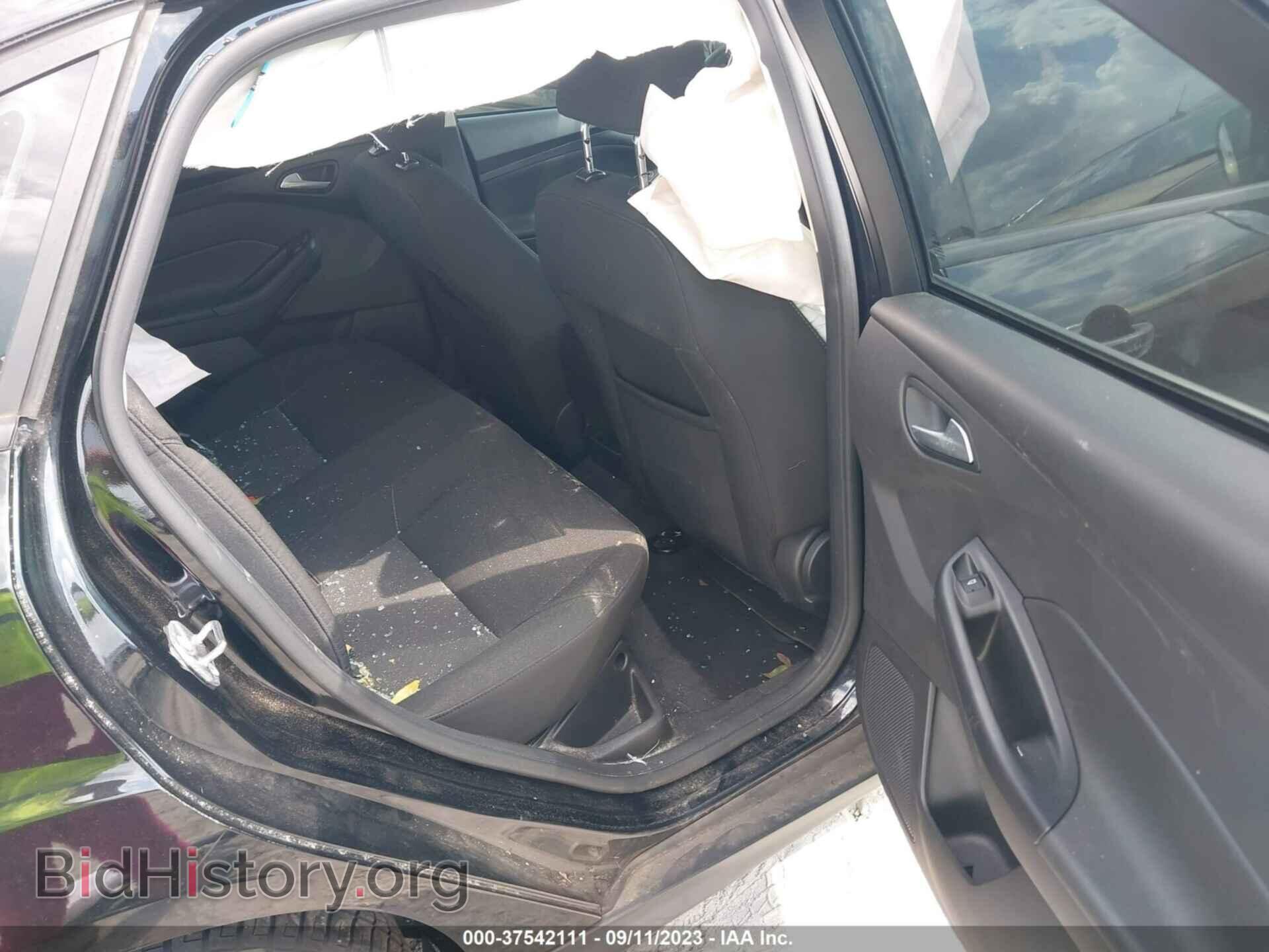 2016 FORD FOCUS - VIN: 1FADP3F2XGL368093 - Фото 8