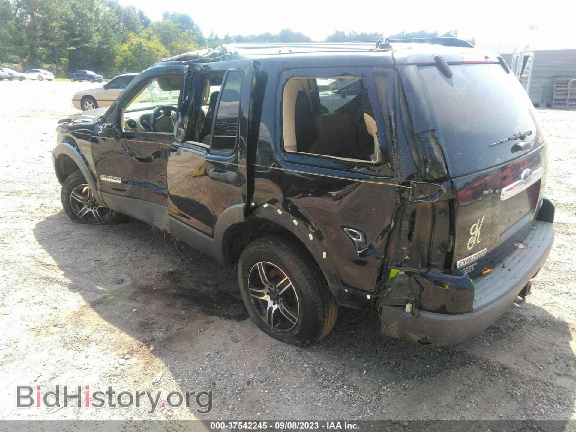2006 FORD EXPLORER - VIN: 1FMEU63EX6UA84233 - Фото 3