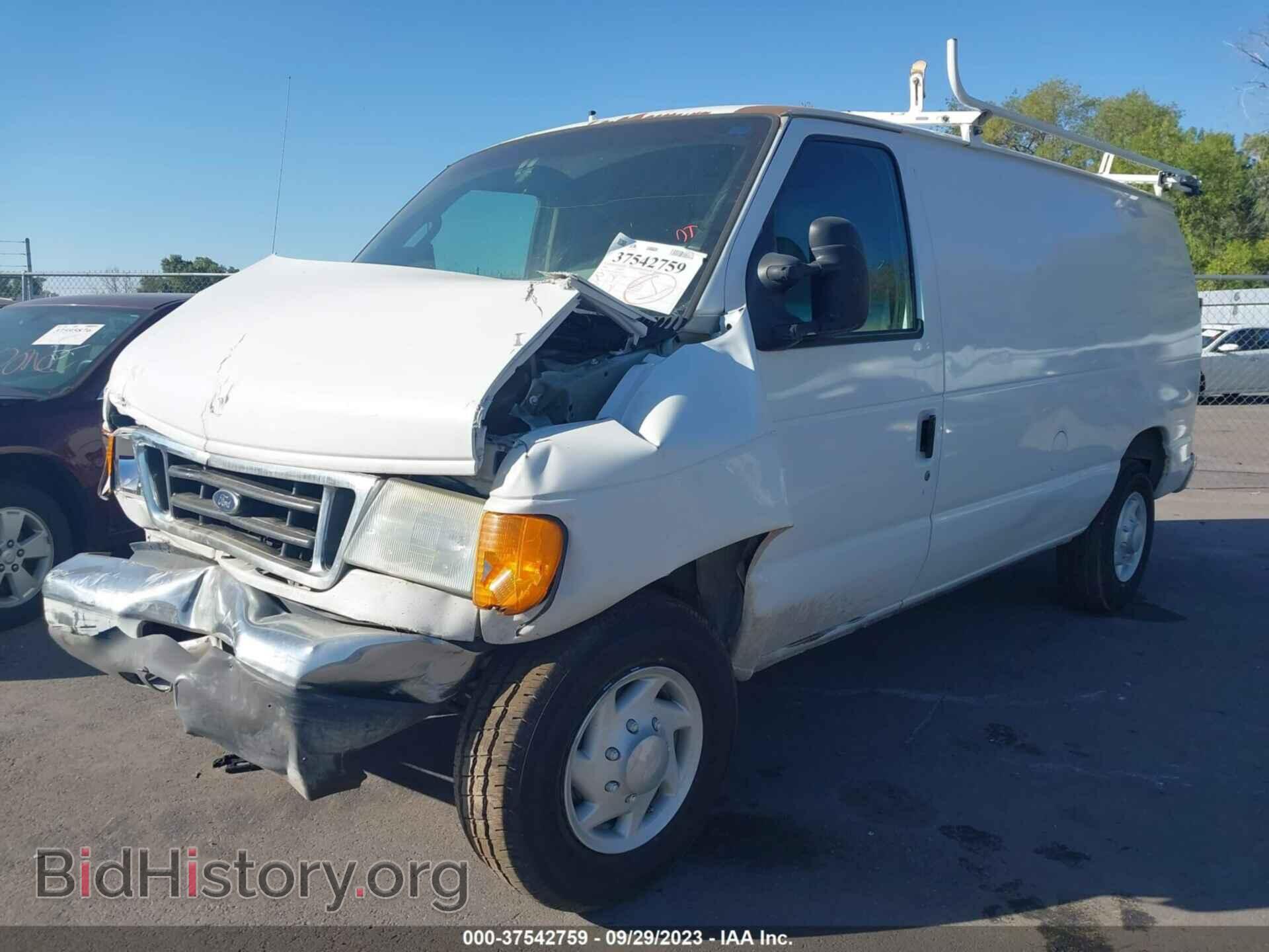2006 FORD ECONOLINE CARGO VAN - VIN: 1FTNE24L76DA45610 - Photo 2