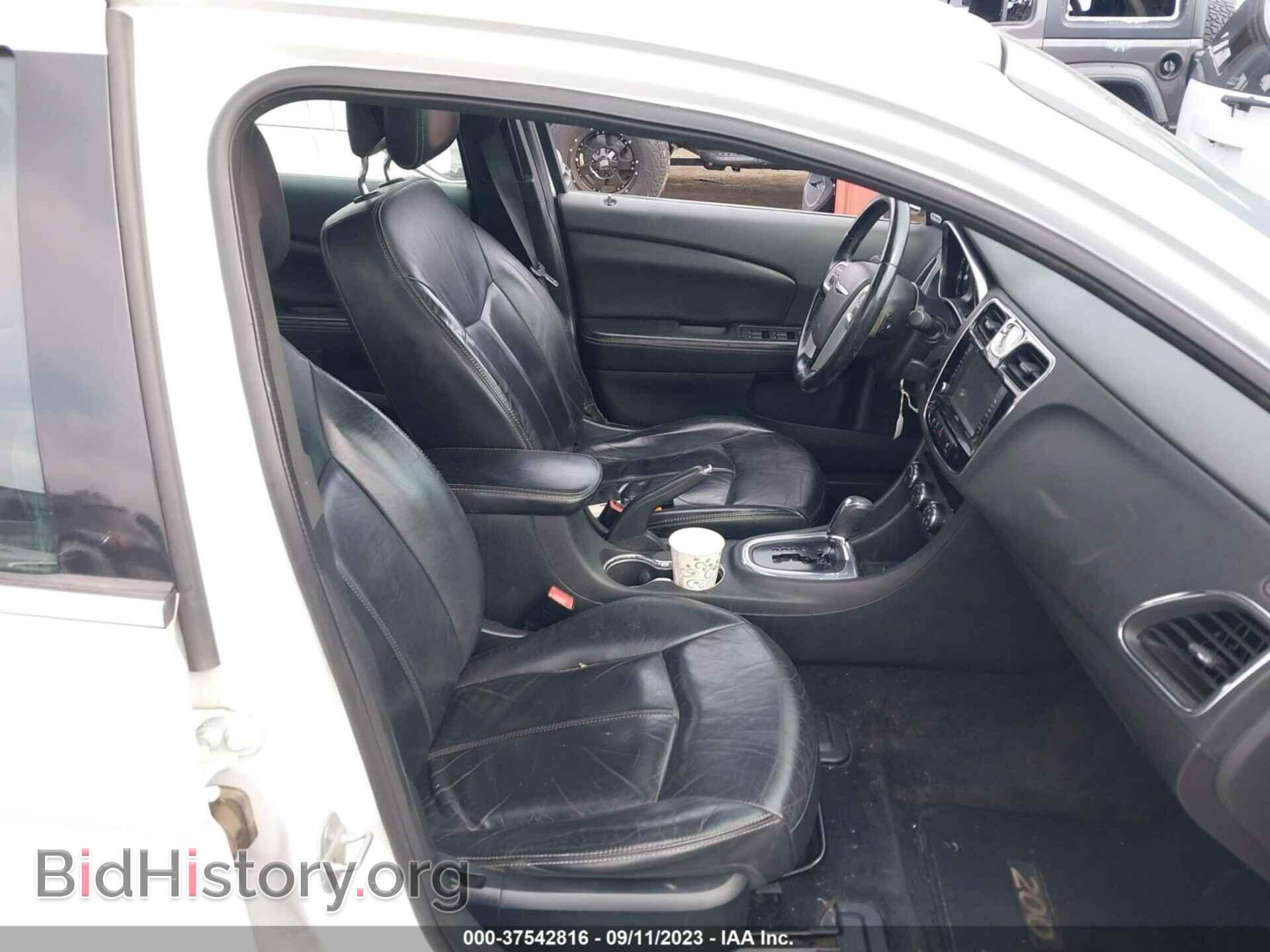 2013 CHRYSLER 200 - VIN: 1C3CCBCG3DN630018 - Фото 5