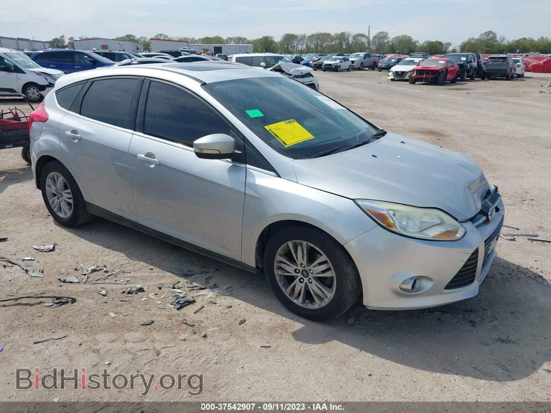 Фотография 1FAHP3M24CL334035 - FORD FOCUS 2012