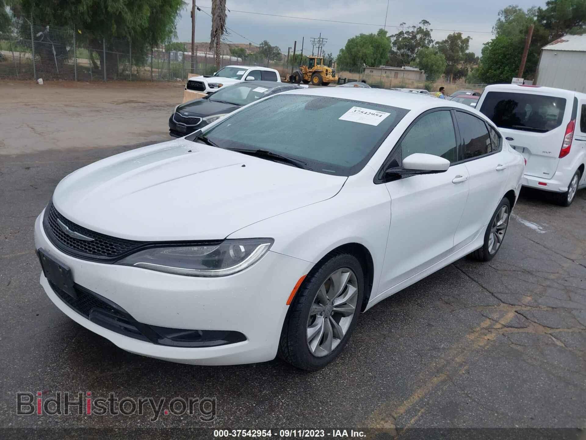 2015 CHRYSLER 200 - VIN: 1C3CCCBB3FN629207 - Фото 2