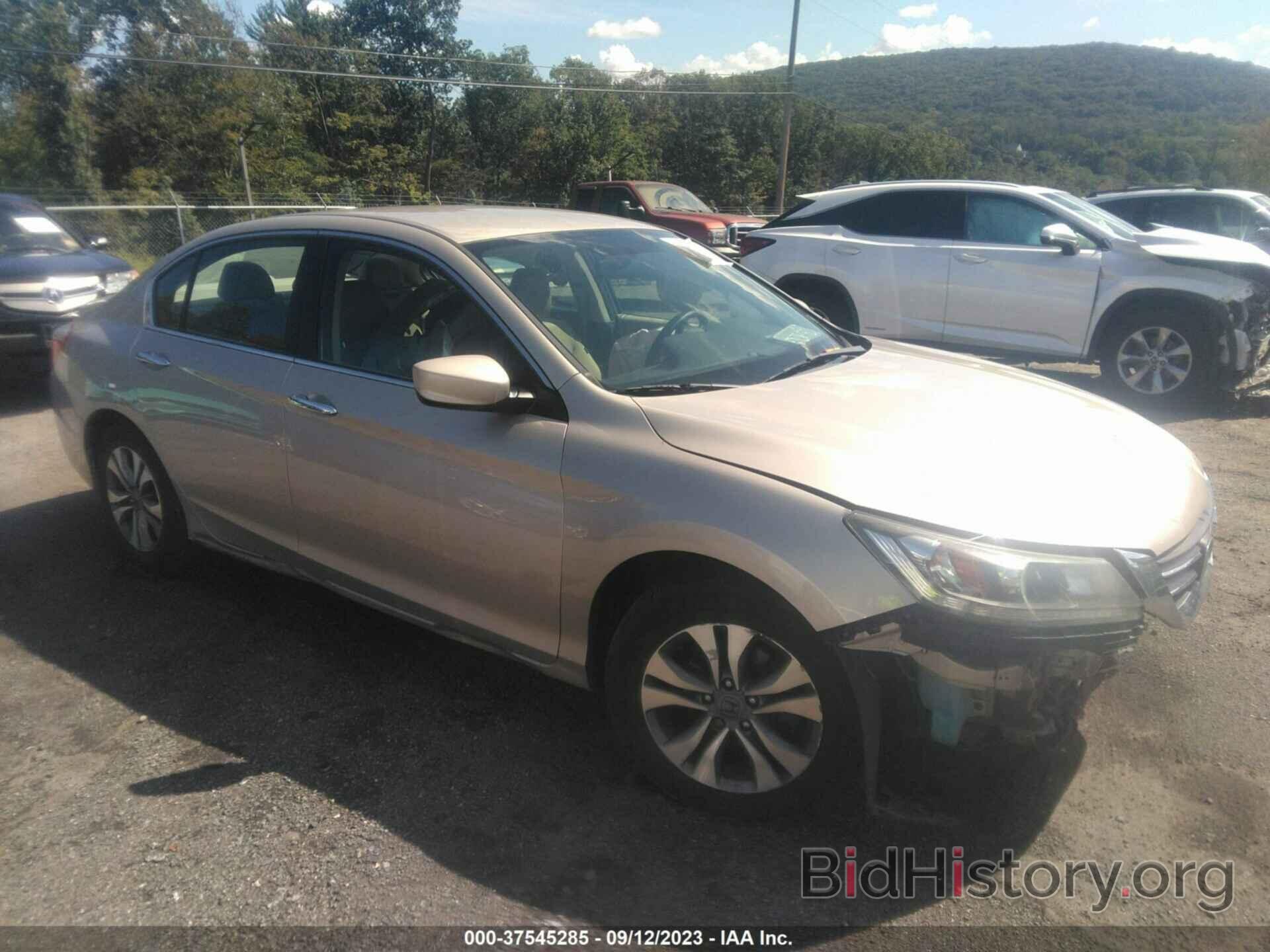 Photo 1HGCR2F37FA043870 - HONDA ACCORD SEDAN 2015