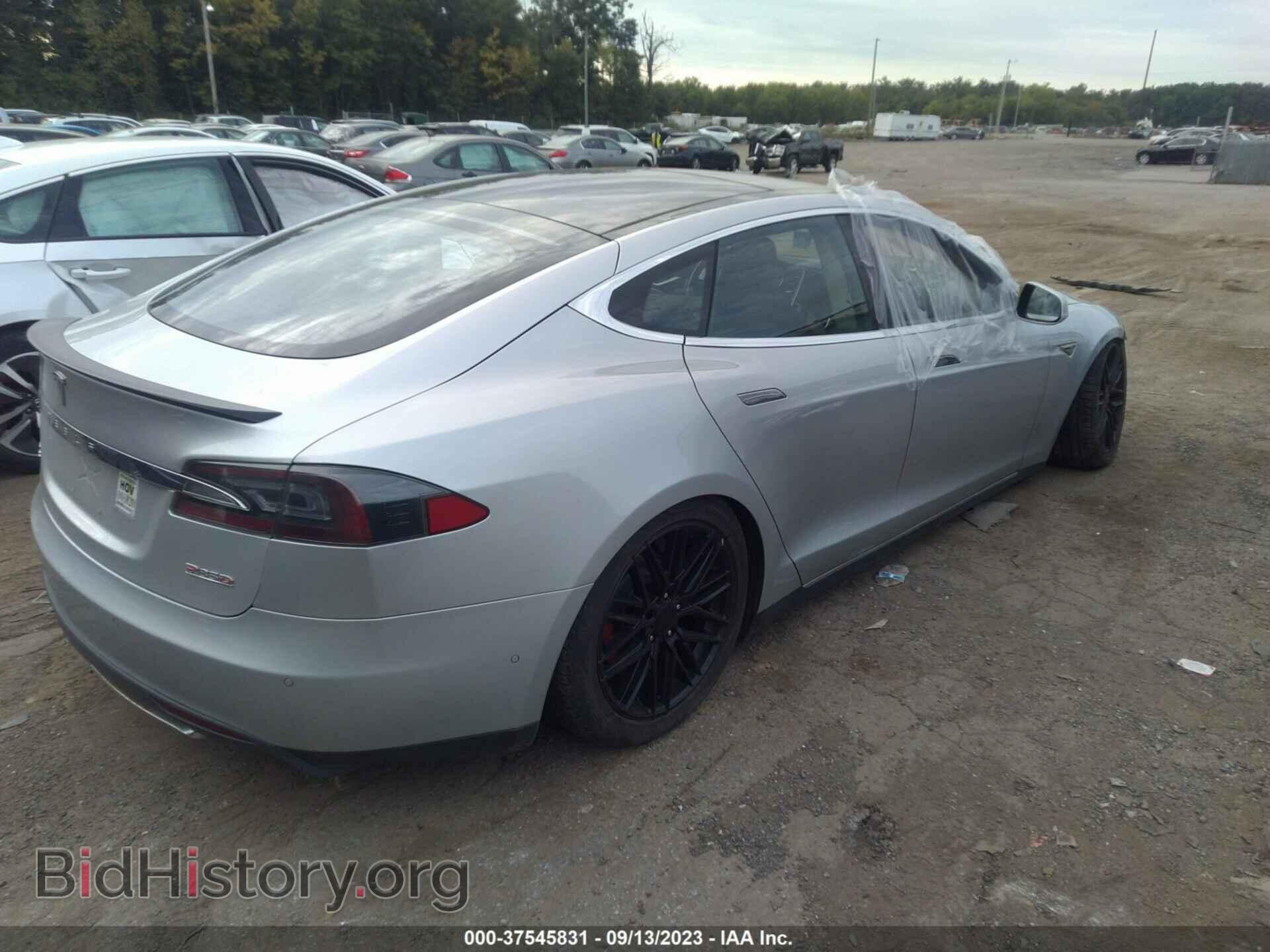 2014 TESLA MODEL S - VIN: 5YJSA1H22EFP62398 - Photo 4