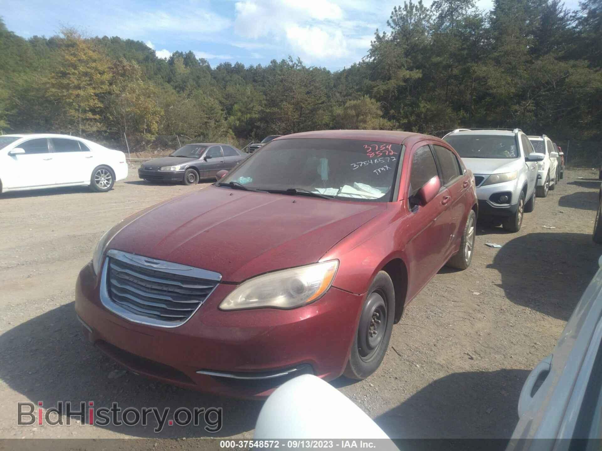 2013 CHRYSLER 200 - VIN: 1C3CCBAB6DN762164 - Photo 2