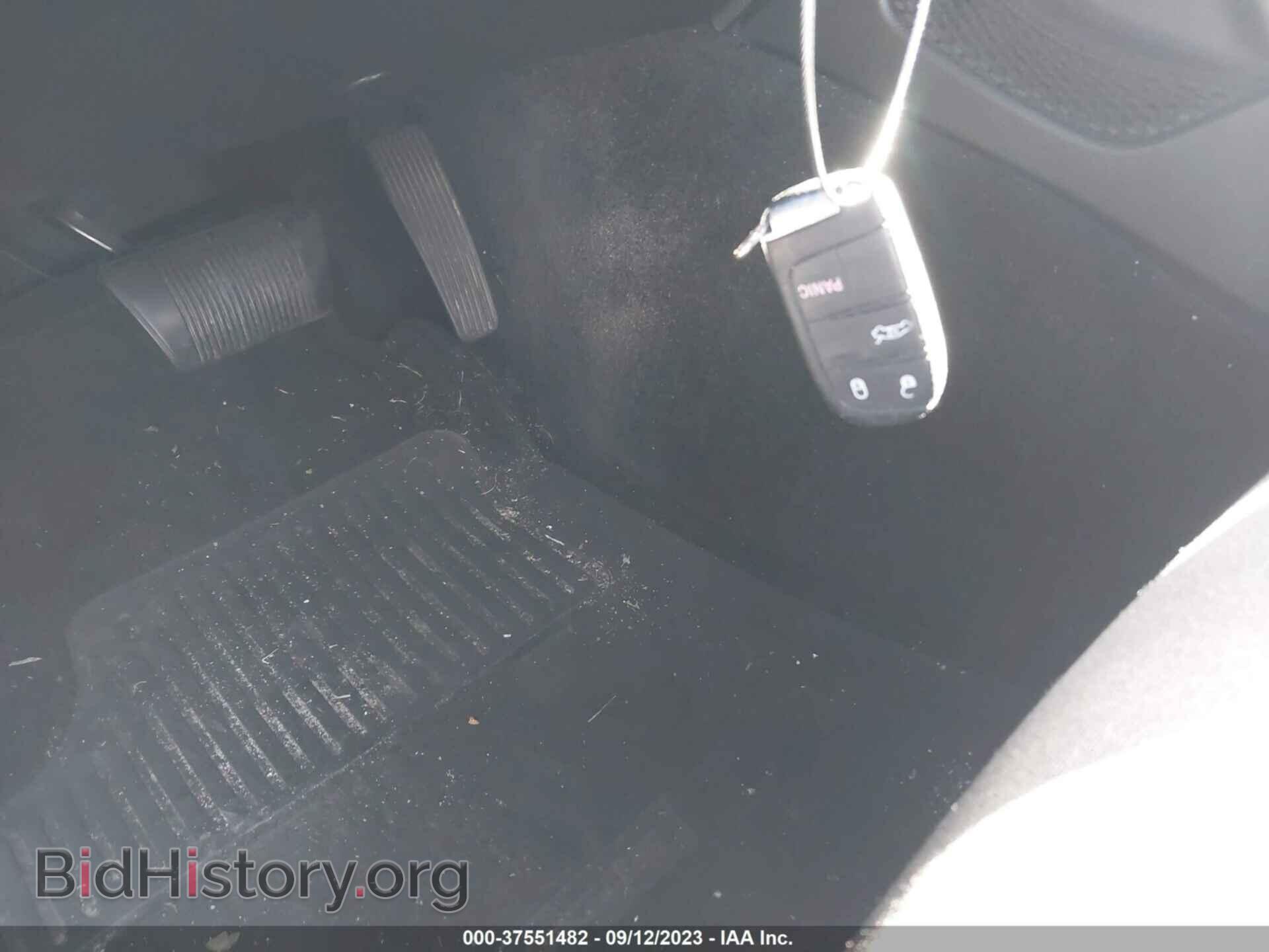 2015 DODGE CHALLENGER - VIN: 2C3CDZAG4FH783687 - Фото 11