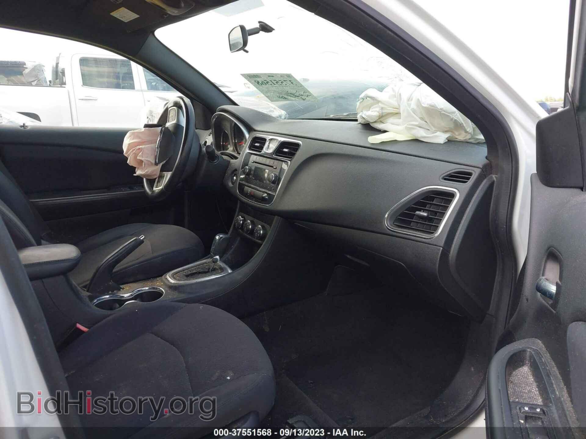 2013 CHRYSLER 200 - VIN: 1C3CCBBB1DN516573 - Photo 5