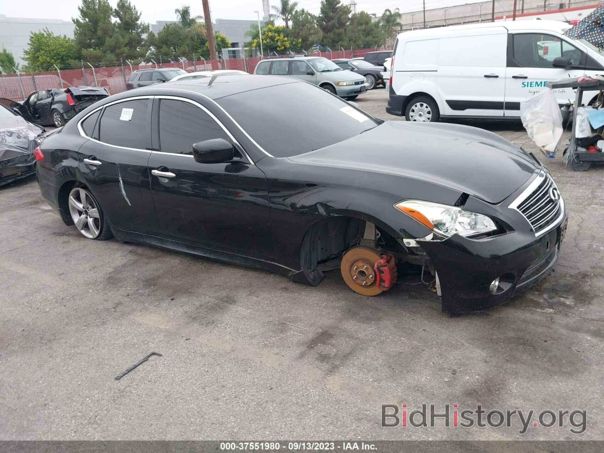 Photo JN1AY1AP4DM540080 - INFINITI M56 2013