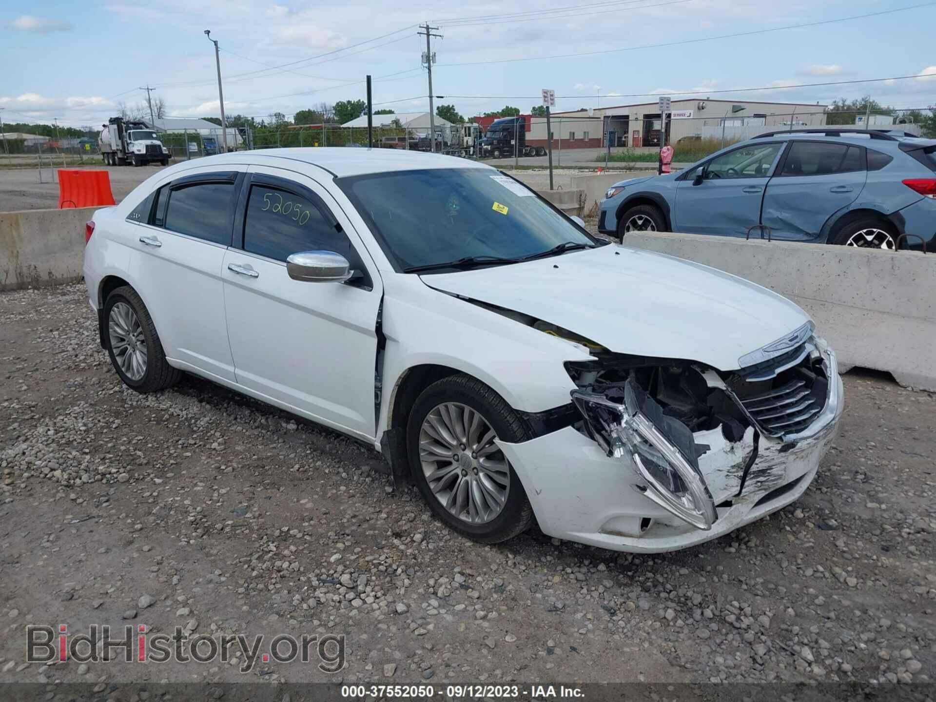 Photo 1C3BC2FB8BN583254 - CHRYSLER 200 2011