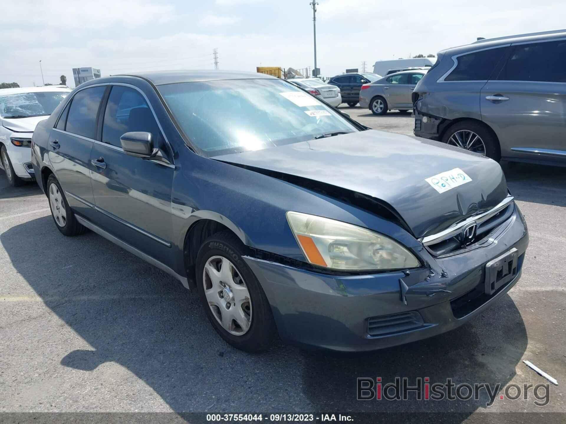 Photo 1HGCM56476A046342 - HONDA ACCORD SDN 2006