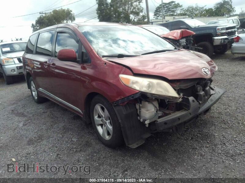 2013 Toyota SIENNA LE (VIN 5TDKK3DC8DS388803) — фото 1 из 16, IAAI, повреждение: передняя часть