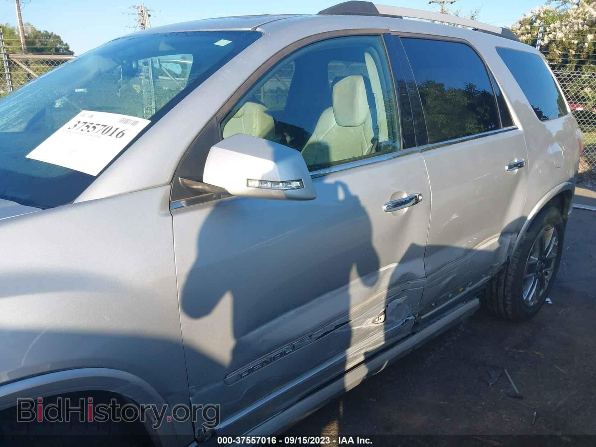 2011 GMC ACADIA - VIN: 1GKKRTED3BJ390279 - Фото 6