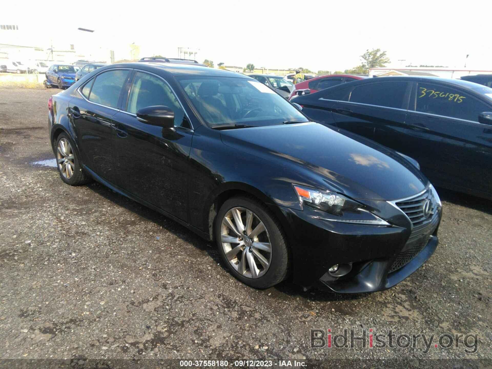 Photo JTHCM1D27G5003847 - LEXUS IS 300 2016