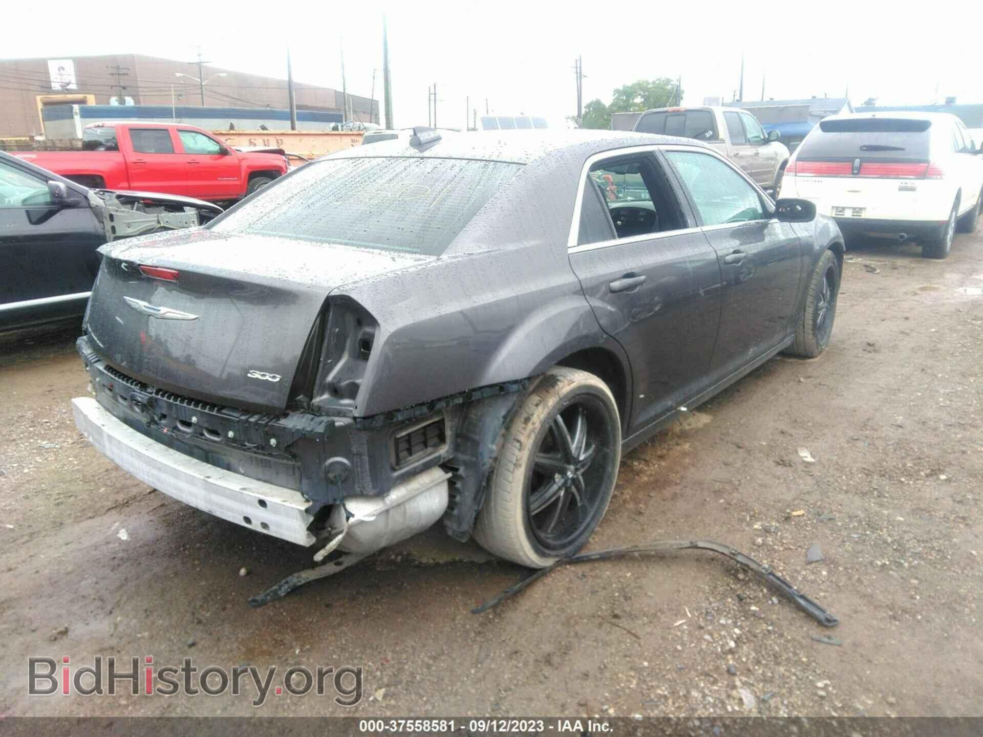 2015 CHRYSLER 300 - VIN: 2C3CCAAG1FH833501 - Фото 4