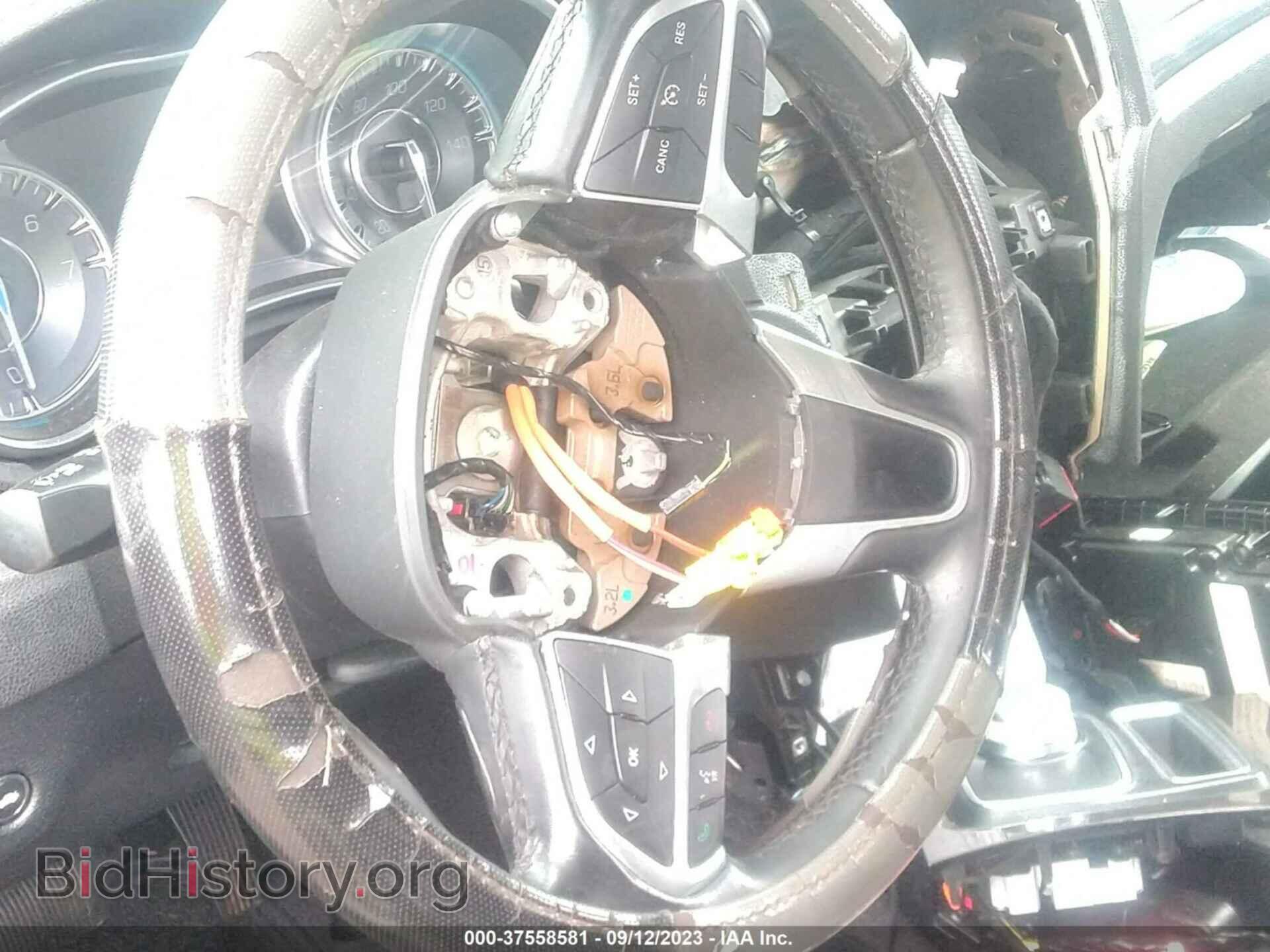 2015 CHRYSLER 300 - VIN: 2C3CCAAG1FH833501 - Фото 6