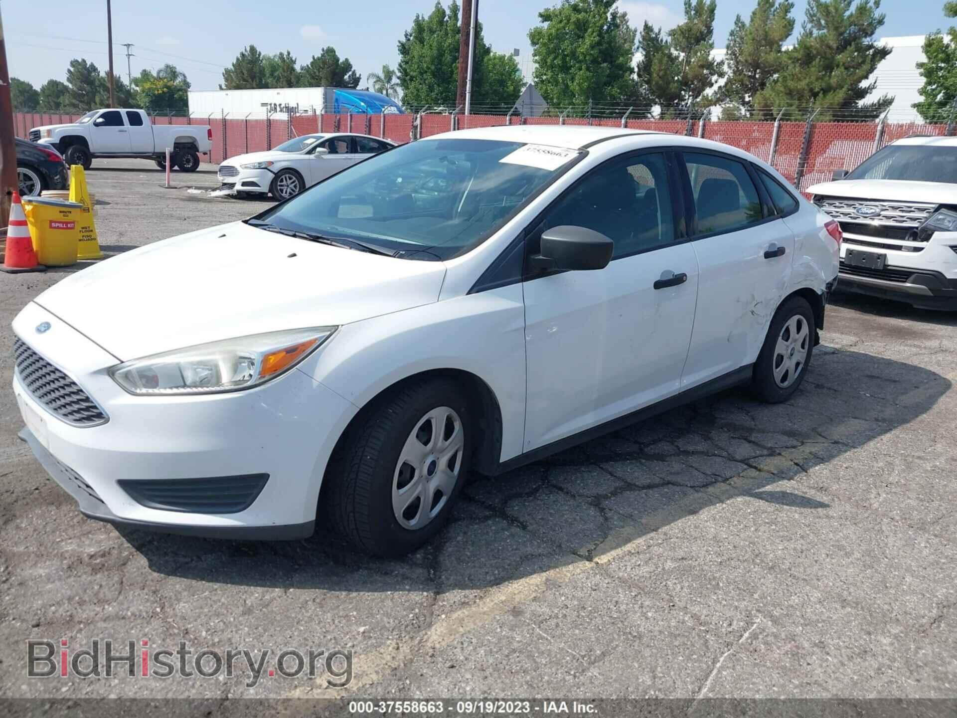 2016 FORD FOCUS - VIN: 1fadp3e23gl270900 - Photo 2