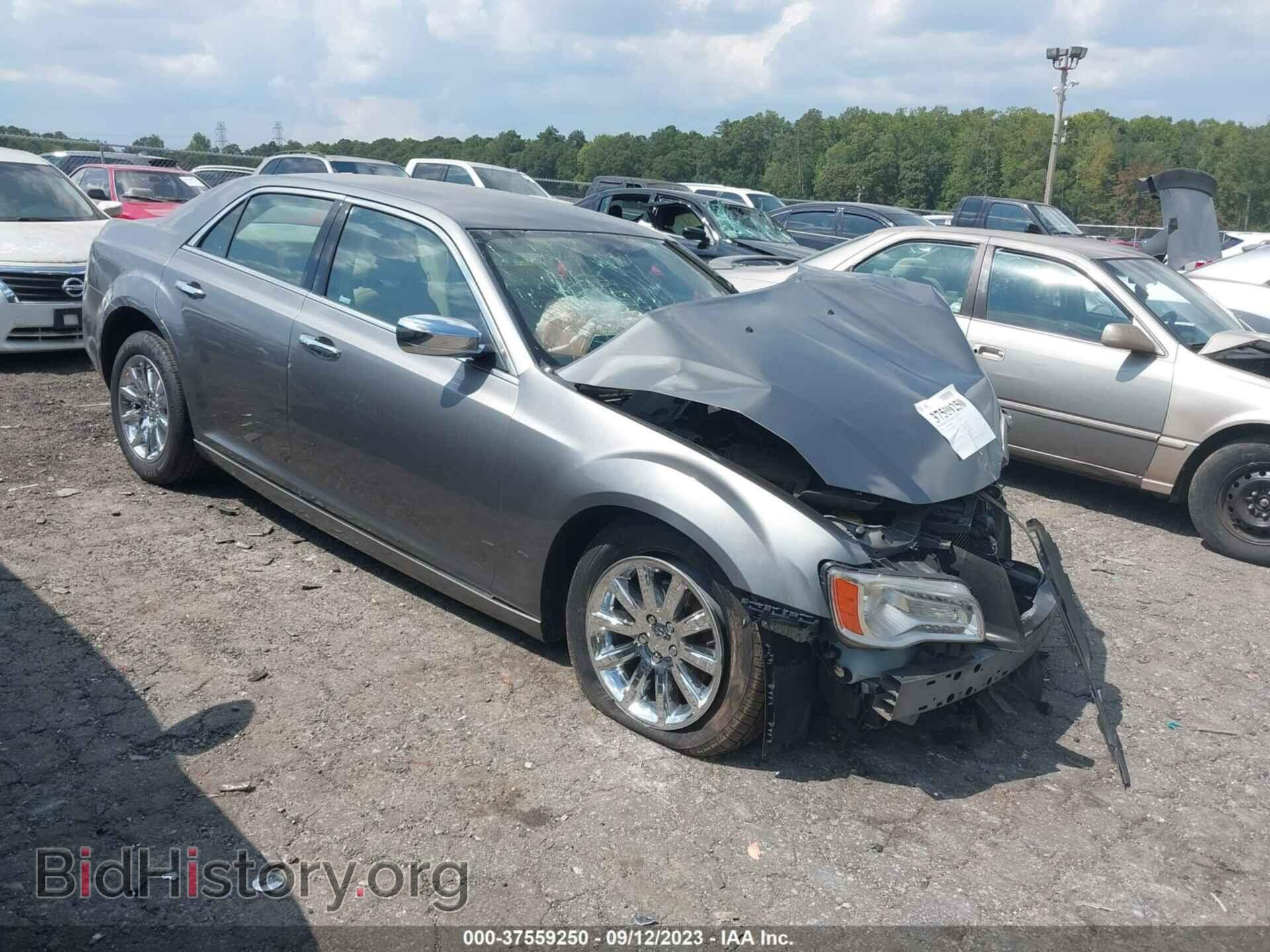 Фотография 2C3CCACG0CH199266 - CHRYSLER 300 2012