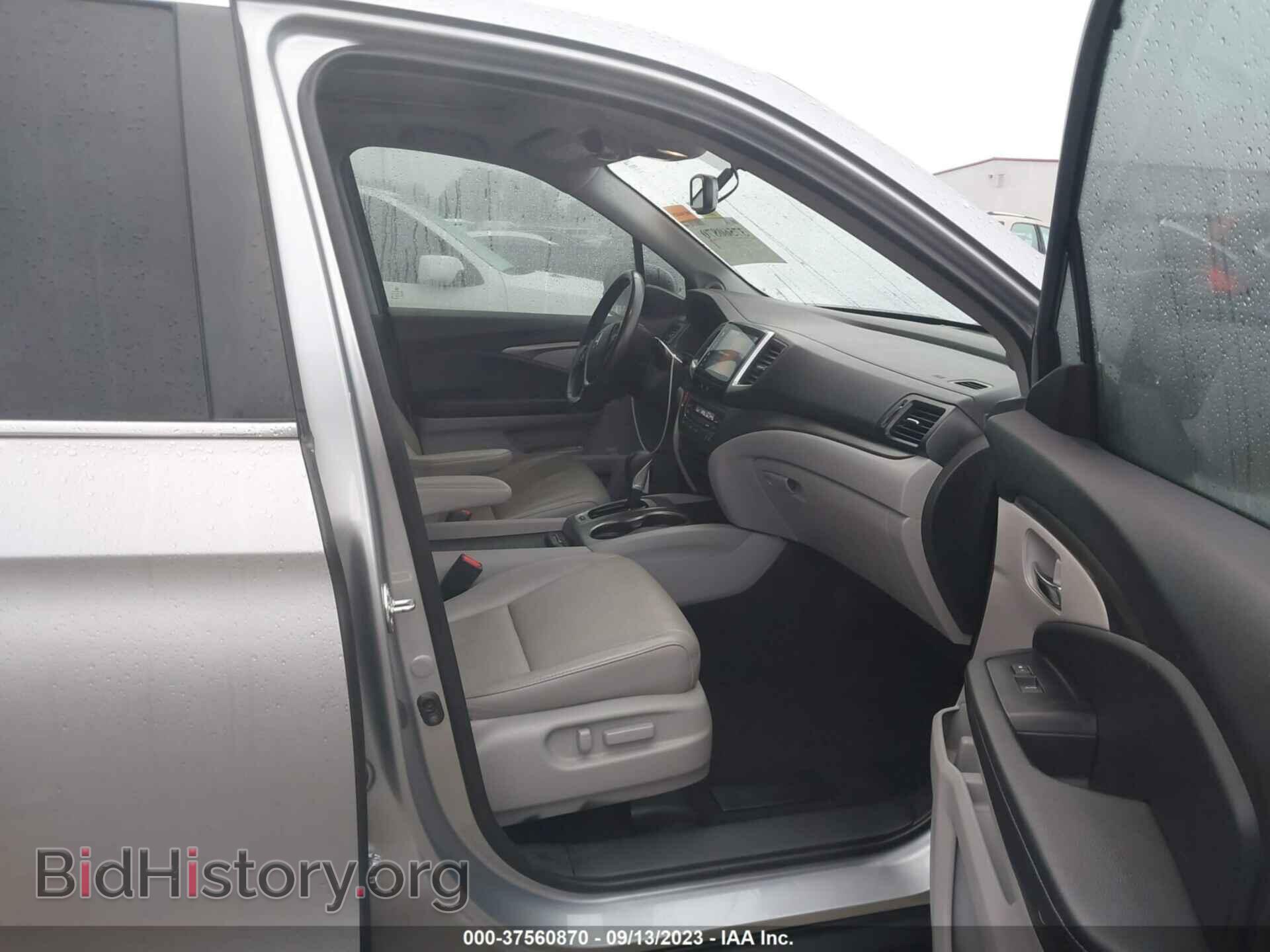 2019 HONDA RIDGELINE - VIN: 5FPYK2F60KB004517 - Фото 5