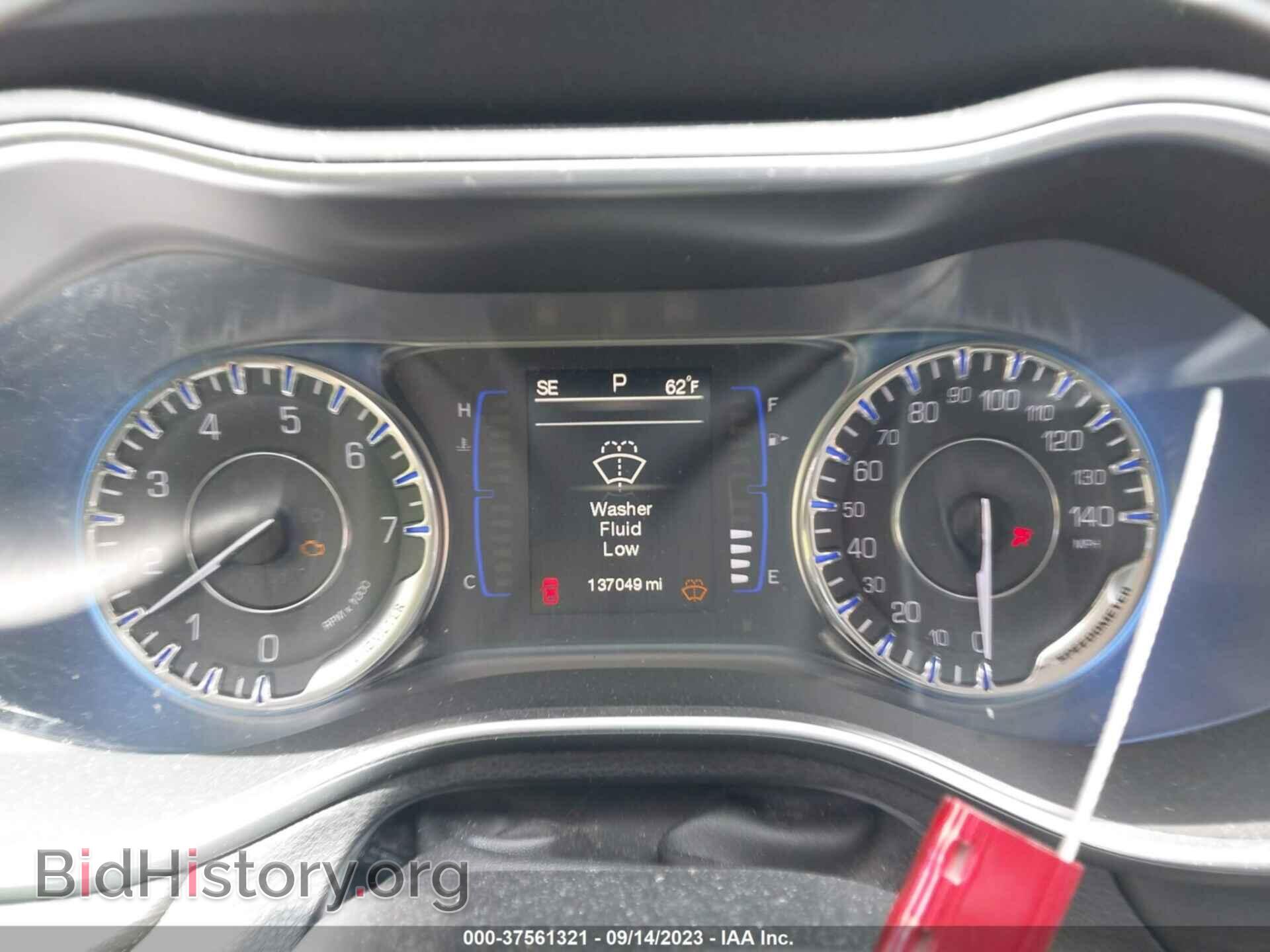 2015 CHRYSLER 200 - VIN: 1C3CCCAB7FN627638 - Фото 7