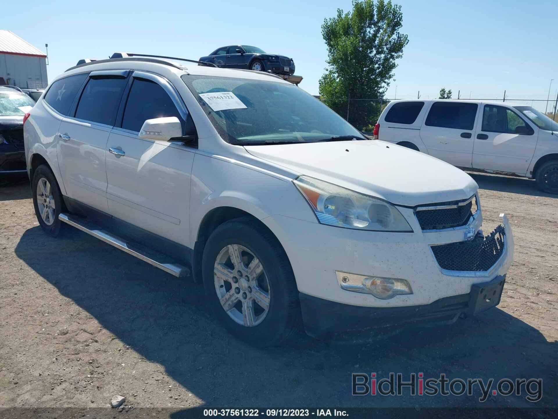 Photo 1GNKVGED4BJ249954 - CHEVROLET TRAVERSE 2011