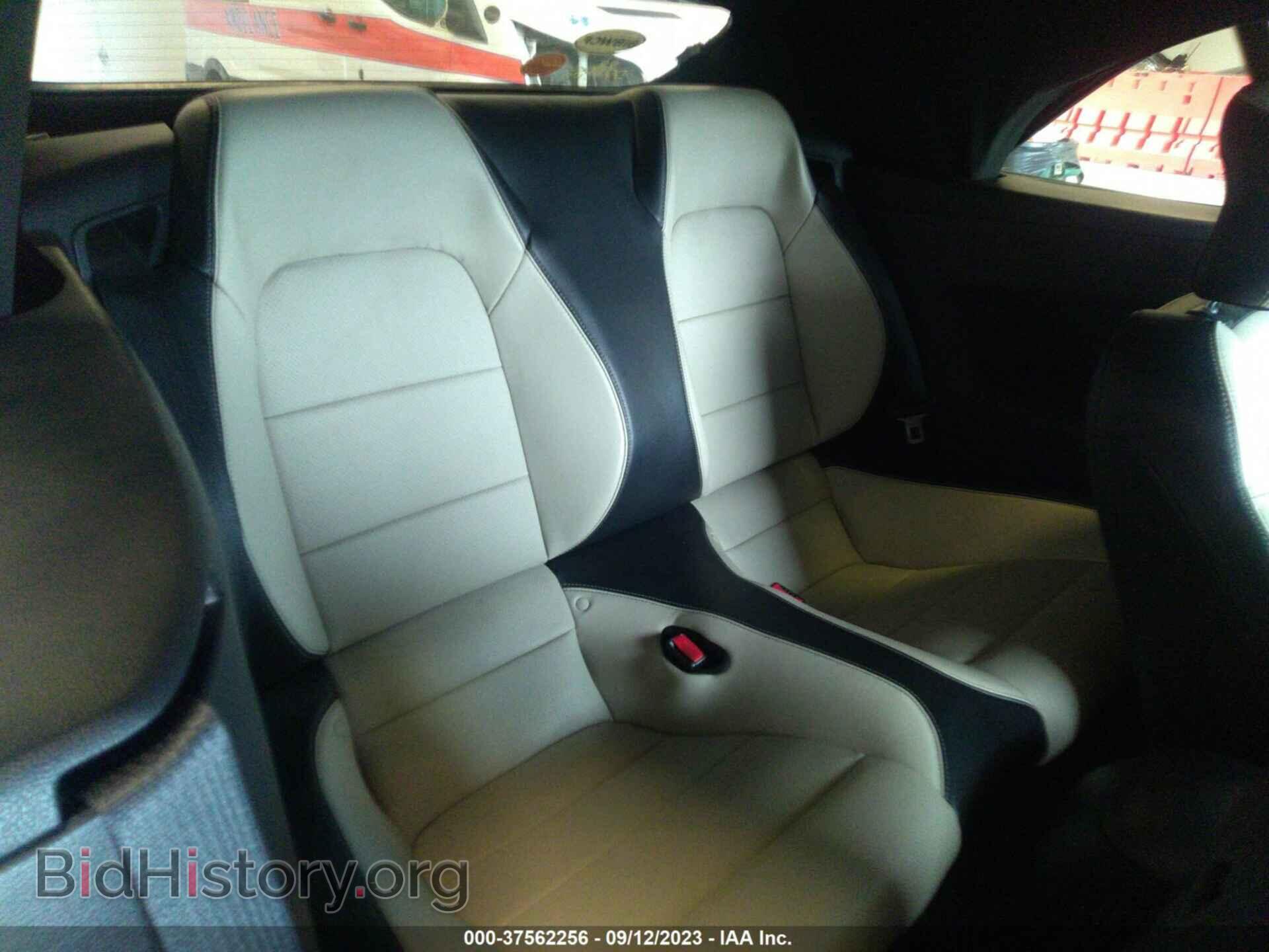 2017 FORD MUSTANG - VIN: 1FATP8UH2H5293623 - Фото 8