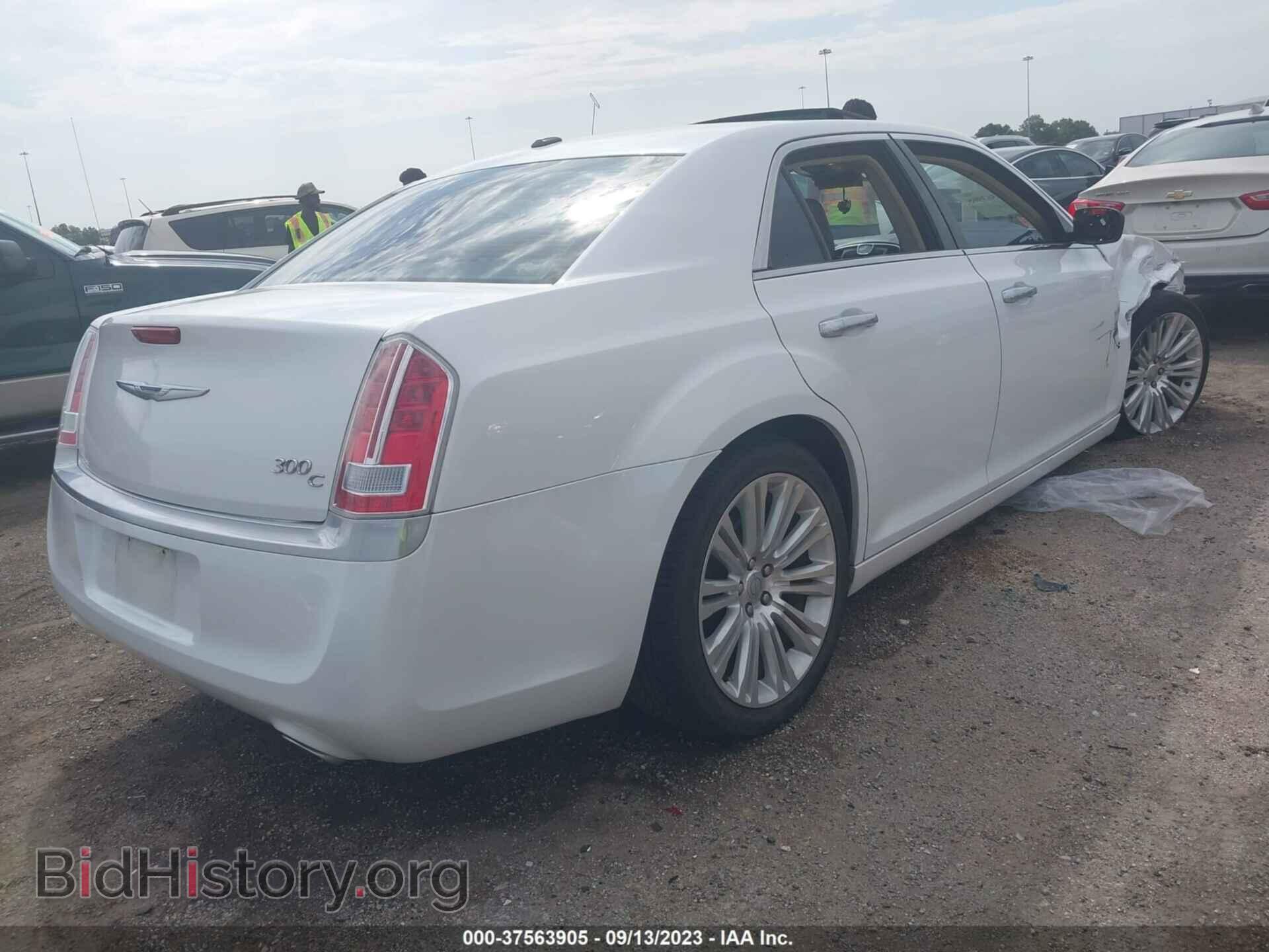 2012 CHRYSLER 300 - VIN: 2C3CCAPT7CH273631 - Фото 4