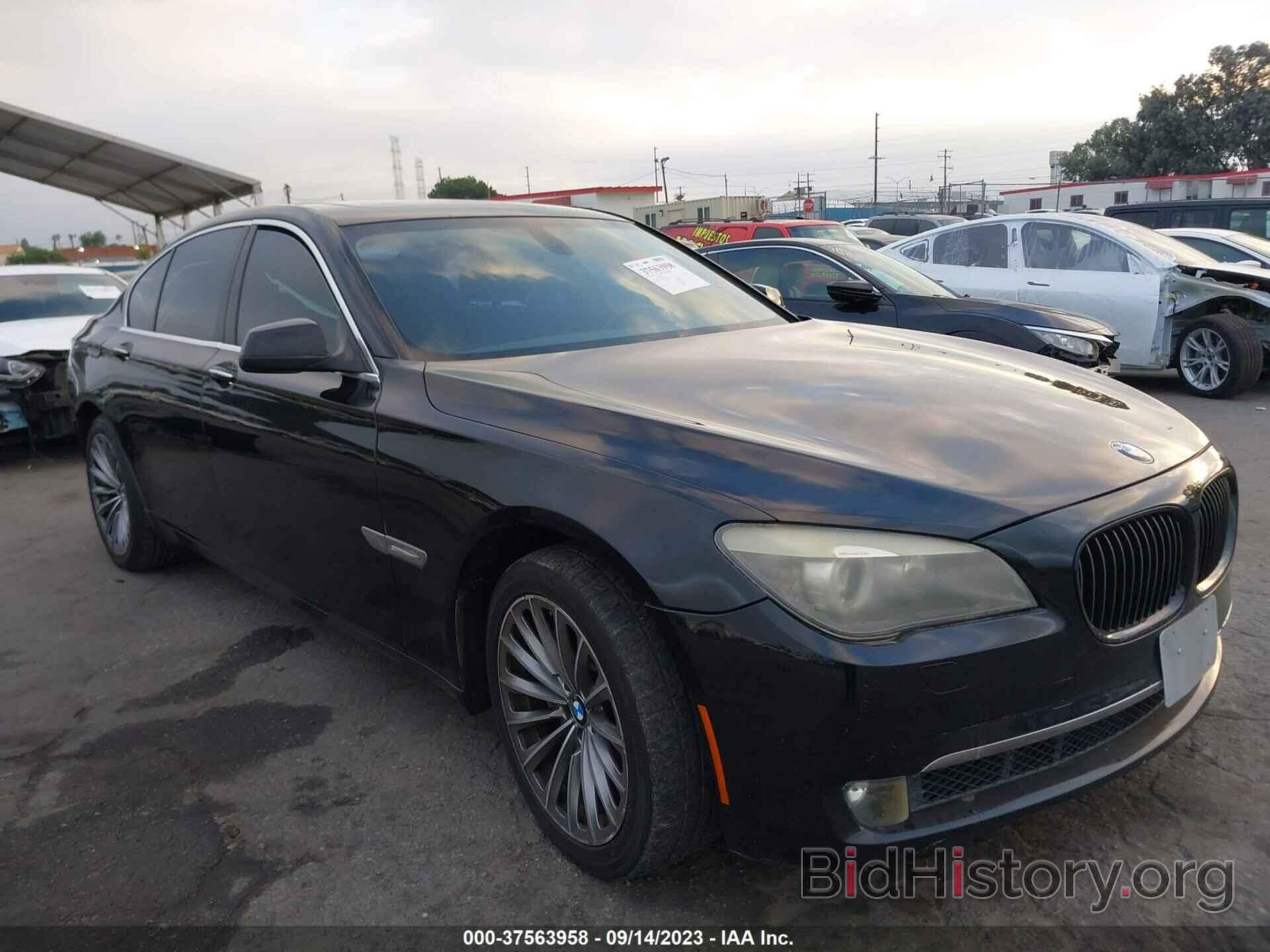 Photo WBAKA4C55CC613669 - BMW 7 SERIES 2012