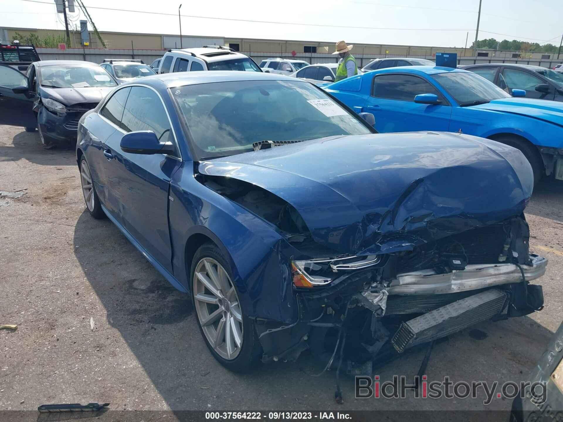 Photo WAUMFAFR0FA055690 - AUDI A5 2015