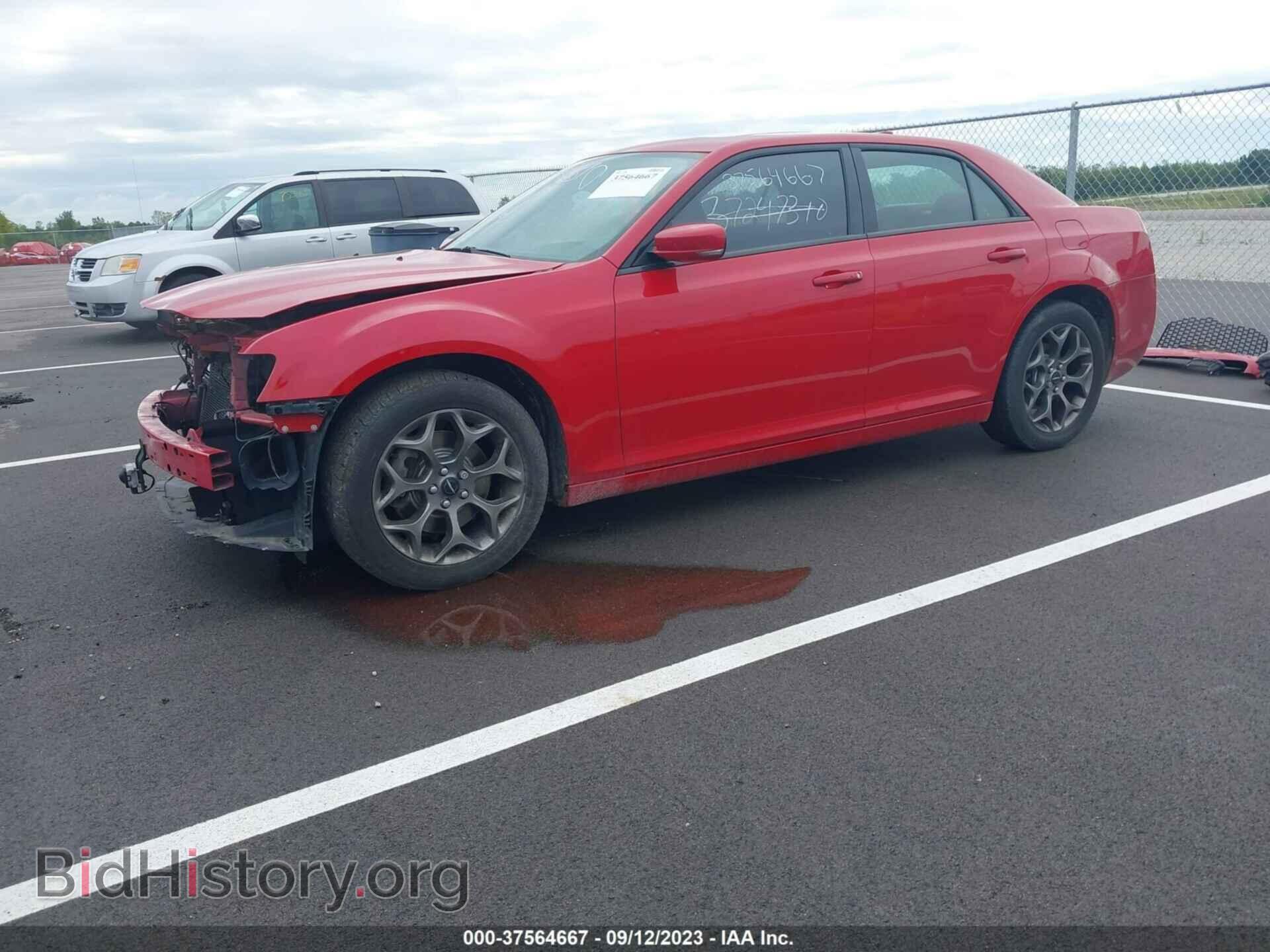 2016 CHRYSLER 300 - VIN: 2C3CCAGG7GH198597 - Photo 2