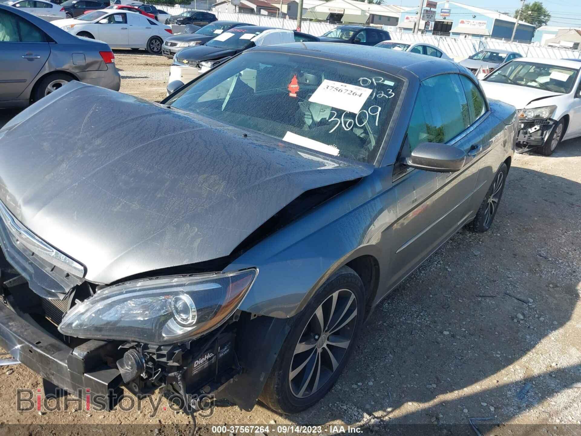 2013 CHRYSLER 200 - VIN: 1C3BCBGG2DN743609 - Photo 2