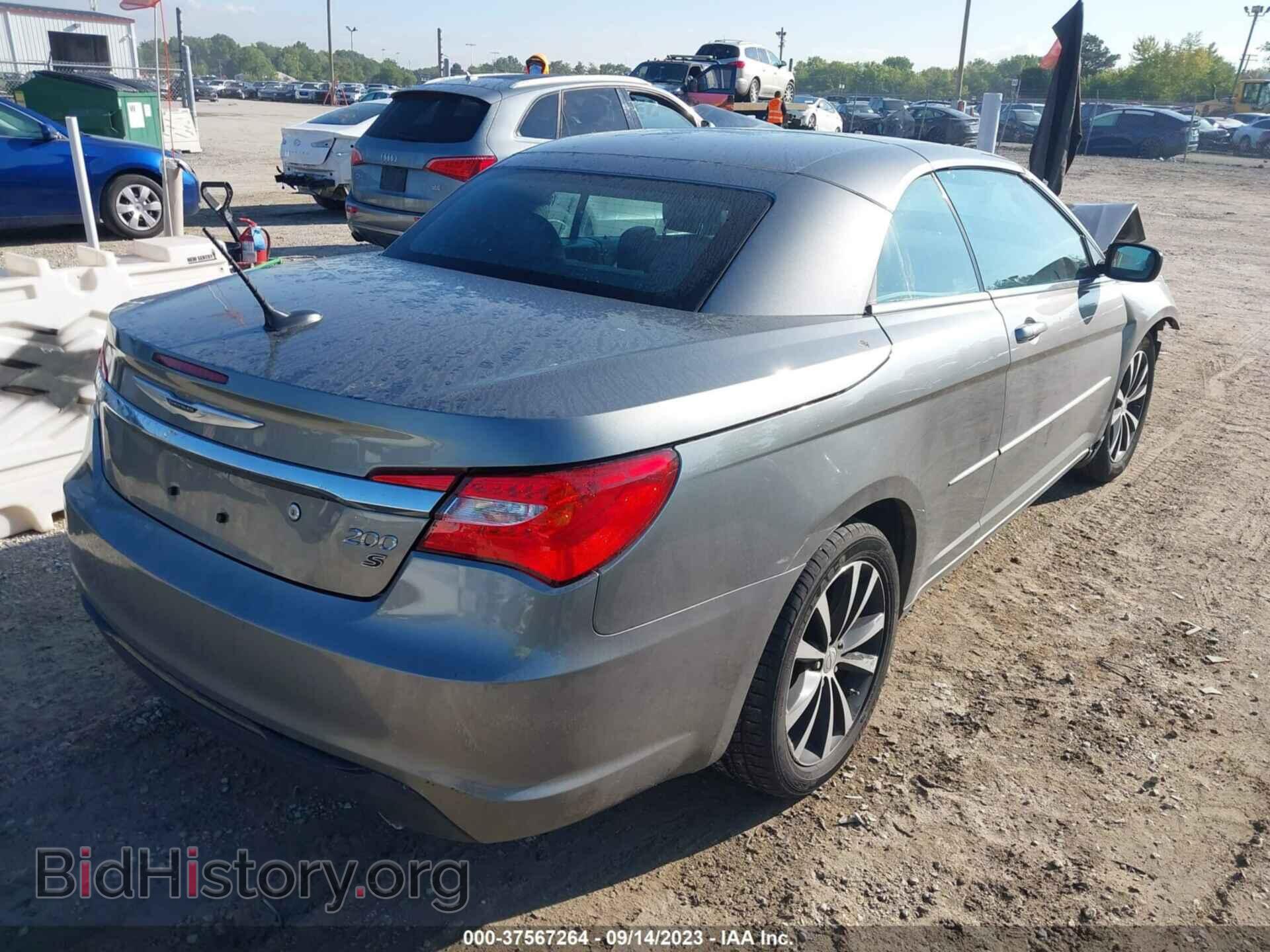 2013 CHRYSLER 200 - VIN: 1C3BCBGG2DN743609 - Photo 4
