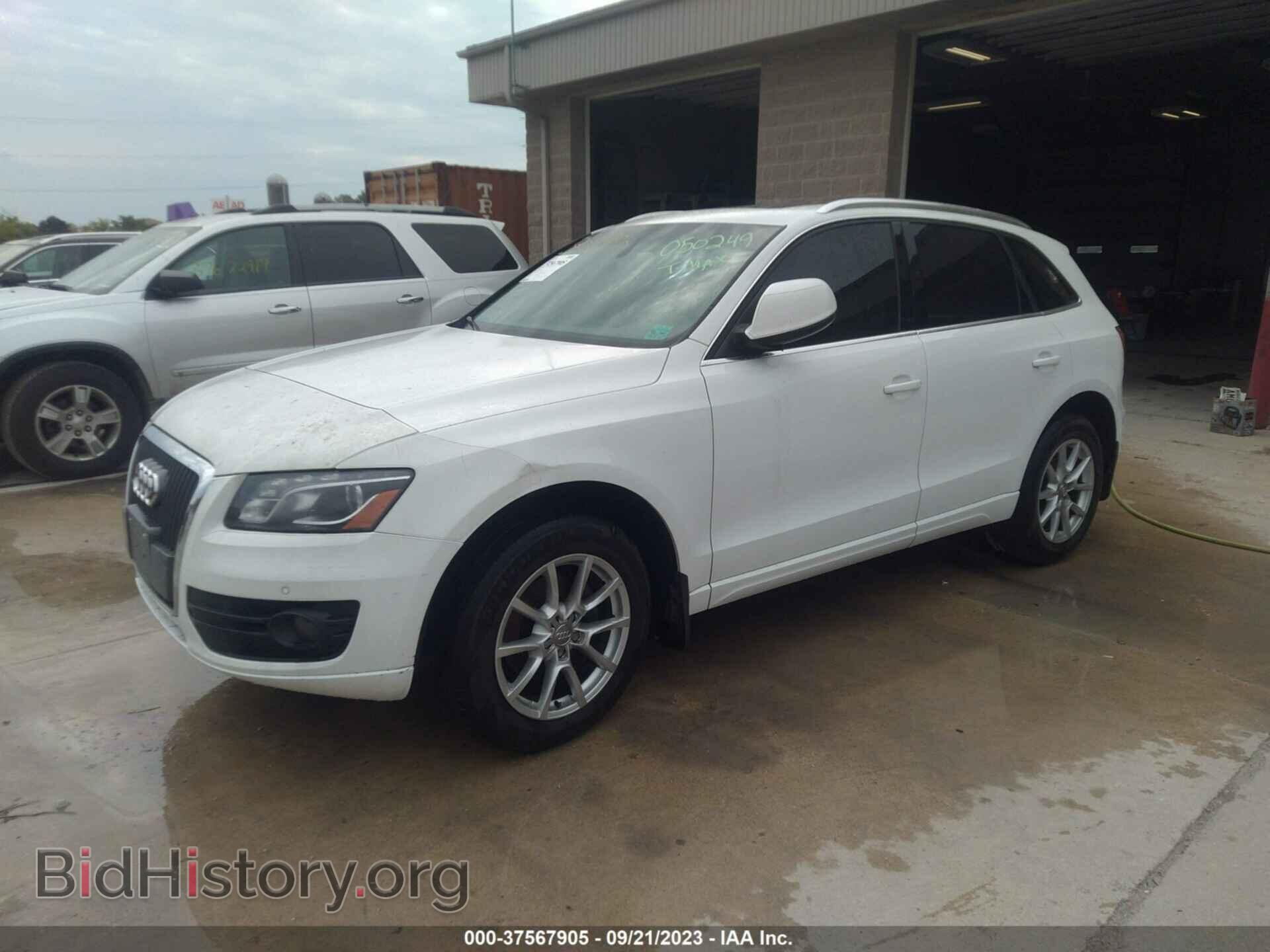 2011 AUDI Q5 - VIN: WA1LFAFP4BA050249 - Фото 2