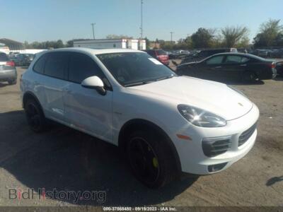 2016 Porsche CAYENNE S E-Hybrid, white — VIN WP1AE2A26GLA17779, IAAI