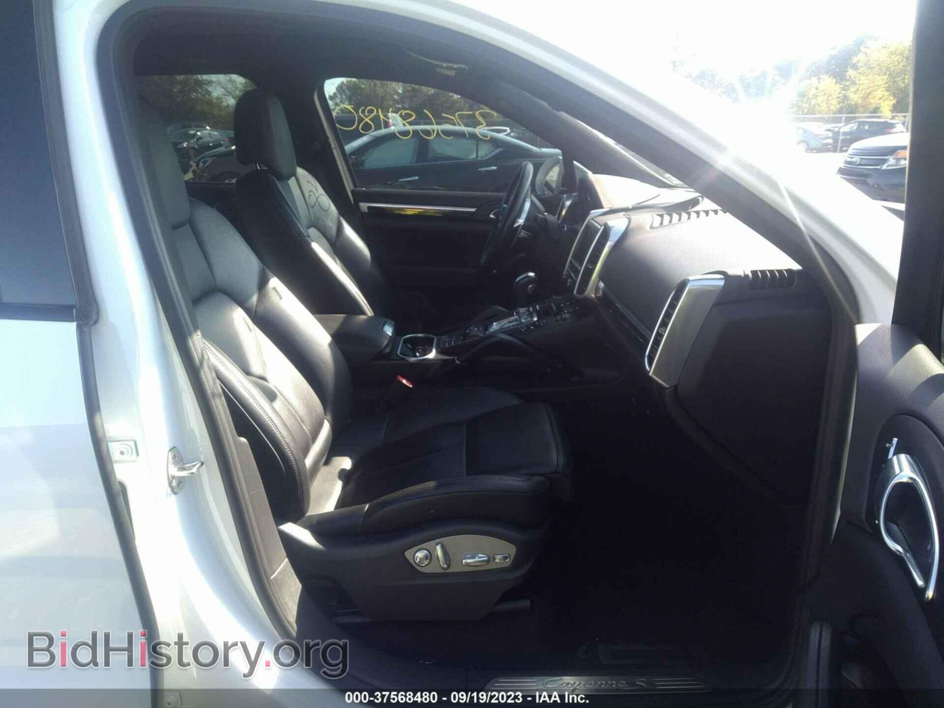 2016 PORSCHE CAYENNE - VIN: WP1AE2A26GLA17779 - Фото 5