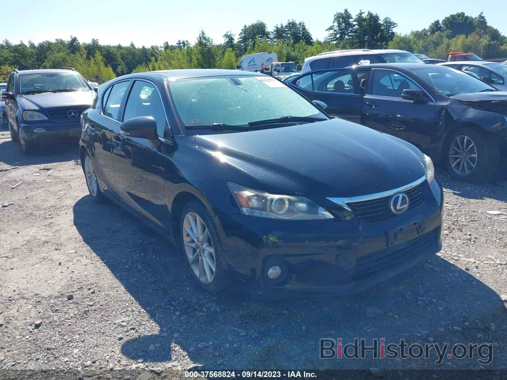 Photo JTHKD5BH8B2031077 - LEXUS CT 200H 2011