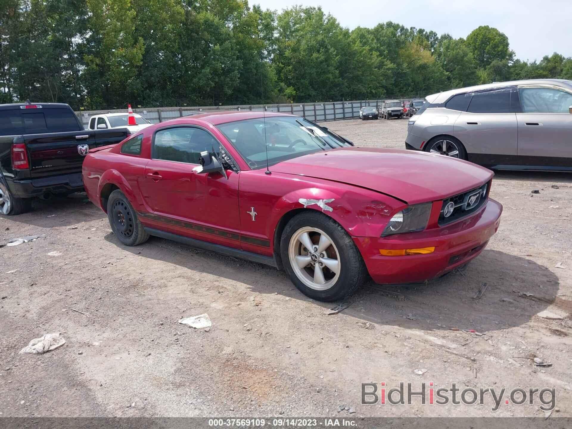 Photo 1ZVFT80NX75256443 - FORD MUSTANG 2007