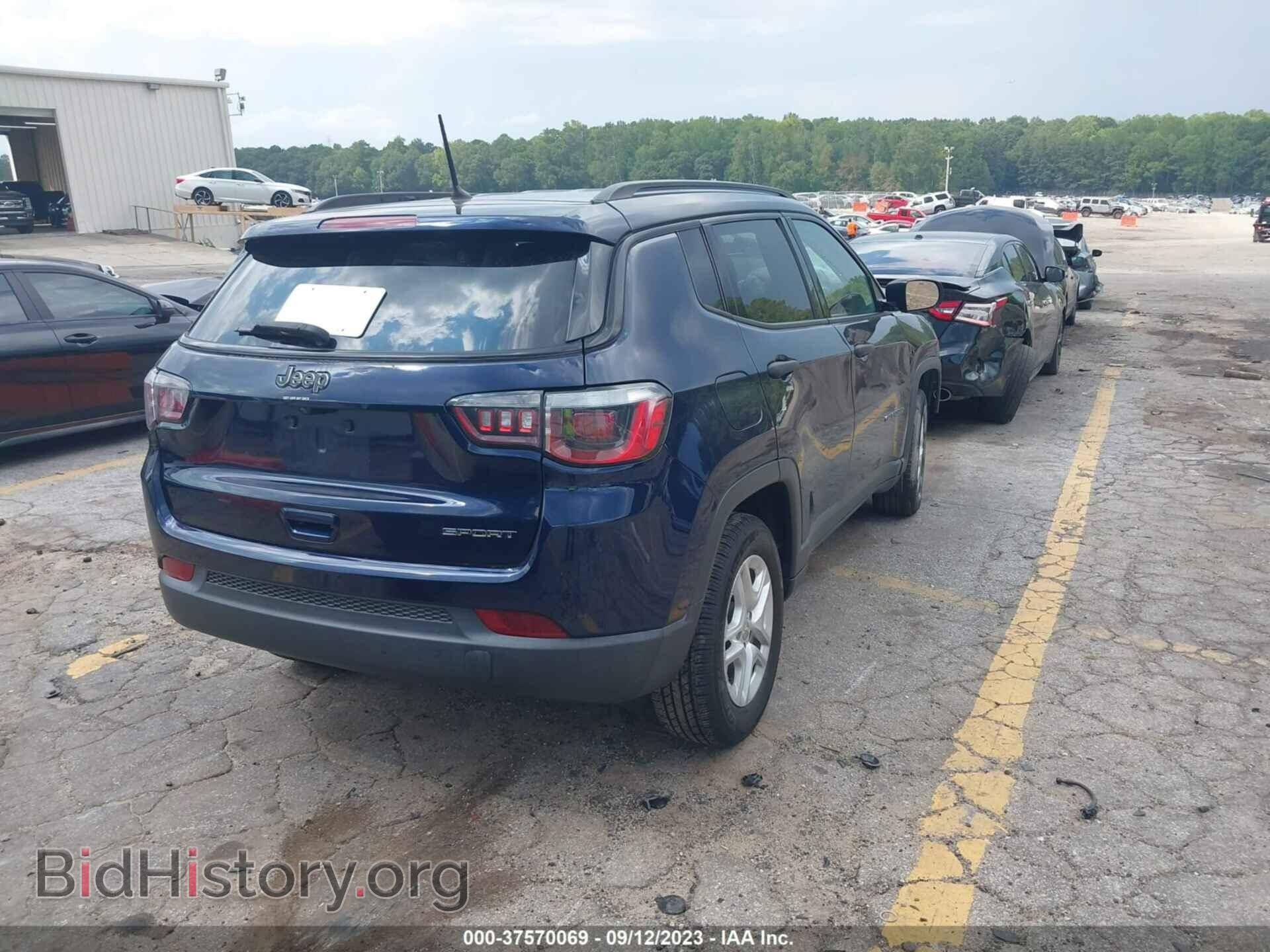 2018 JEEP COMPASS - VIN: 3C4NJCAB3JT227384 - Фото 4