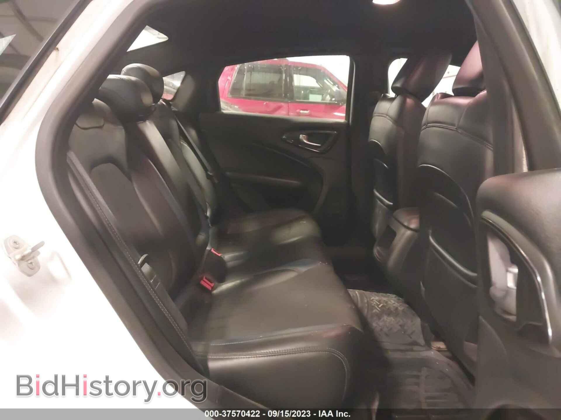 2015 CHRYSLER 200 - VIN: 1C3CCCBB2FN665518 - Фото 8