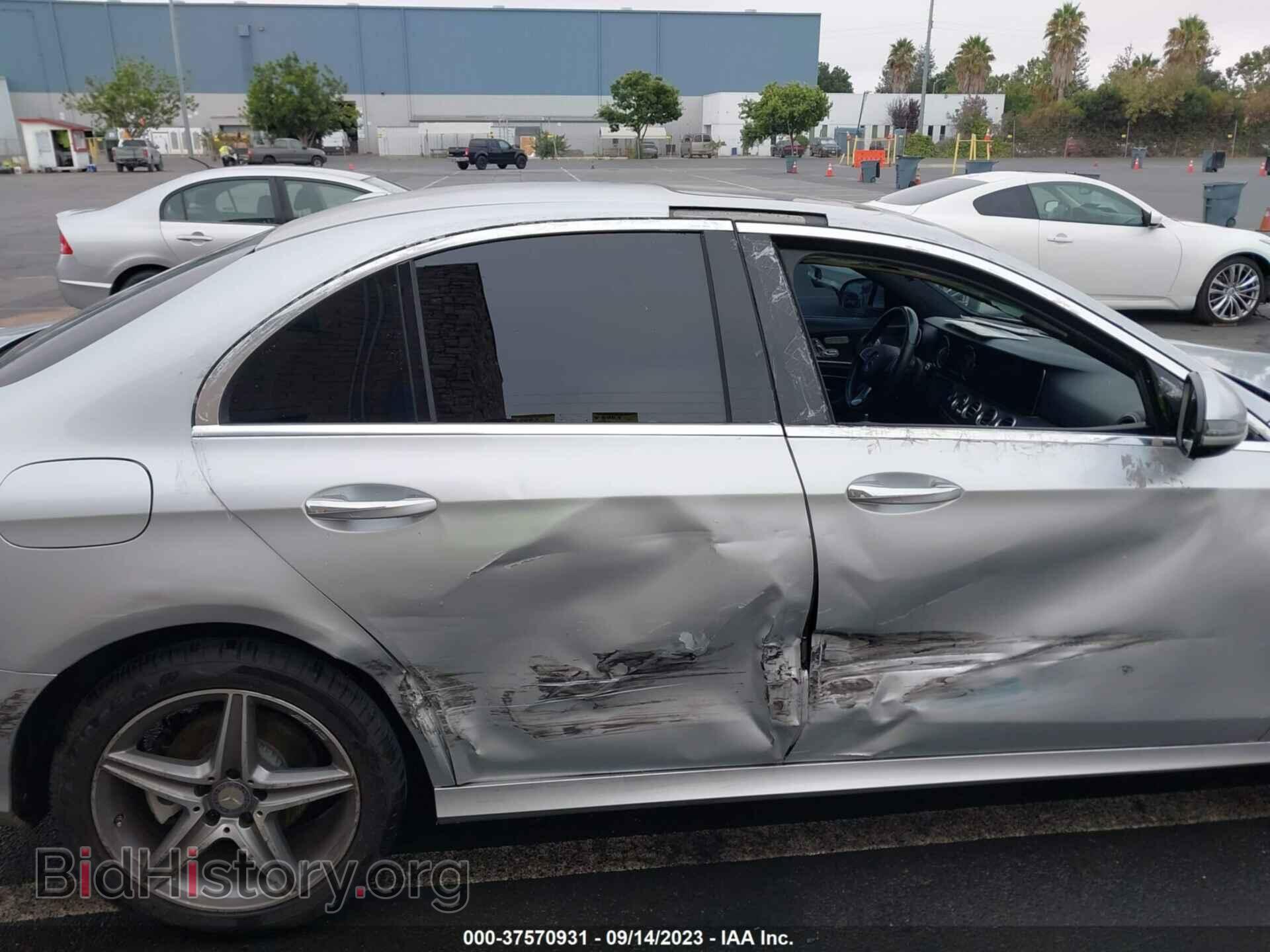 2017 MERCEDES-BENZ E-CLASS - VIN: WDDZF4KB2HA046582 - Фото 6