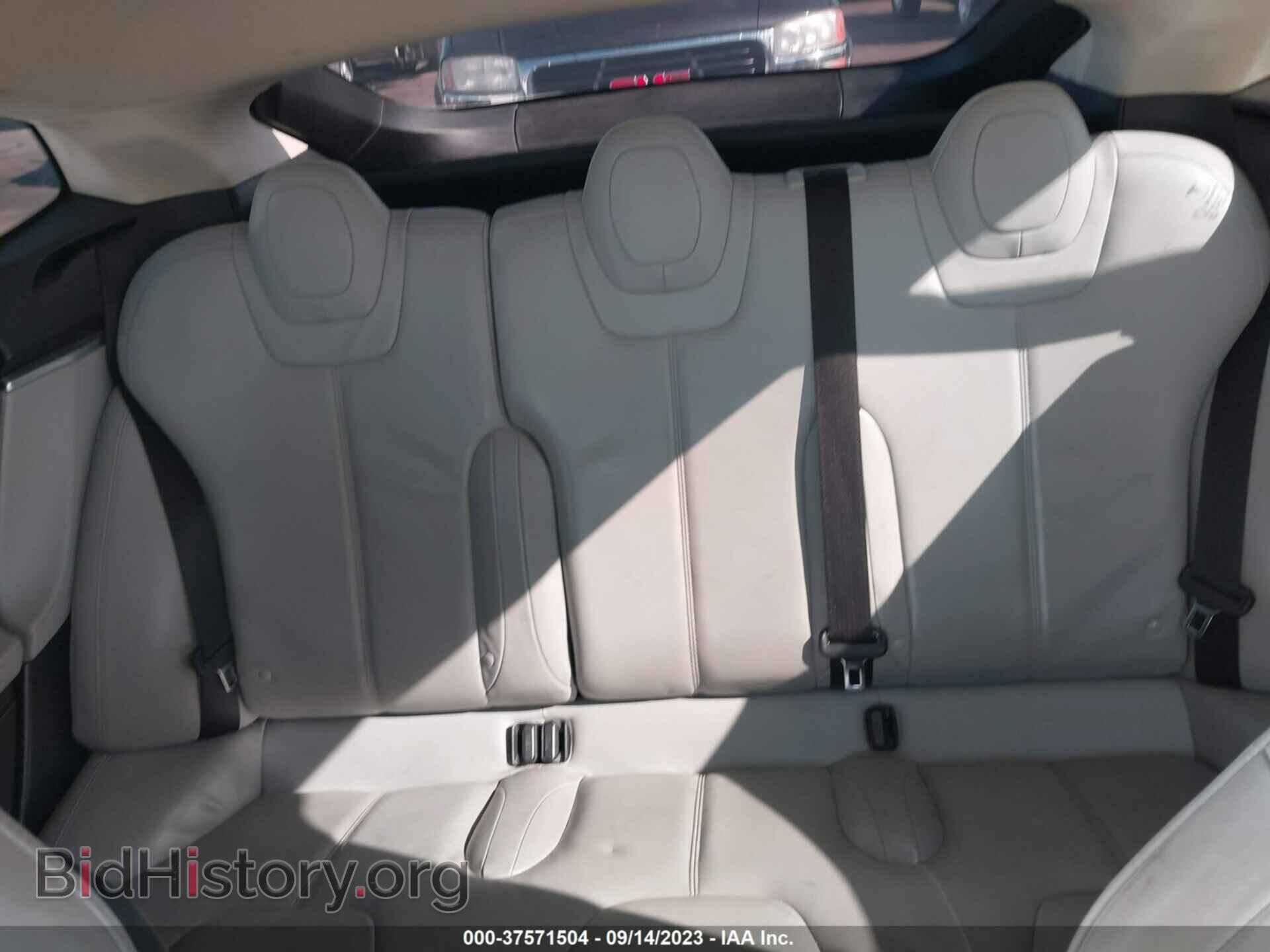 2014 TESLA MODEL S - VIN: 5YJSA1H19EFP51521 - Фото 8